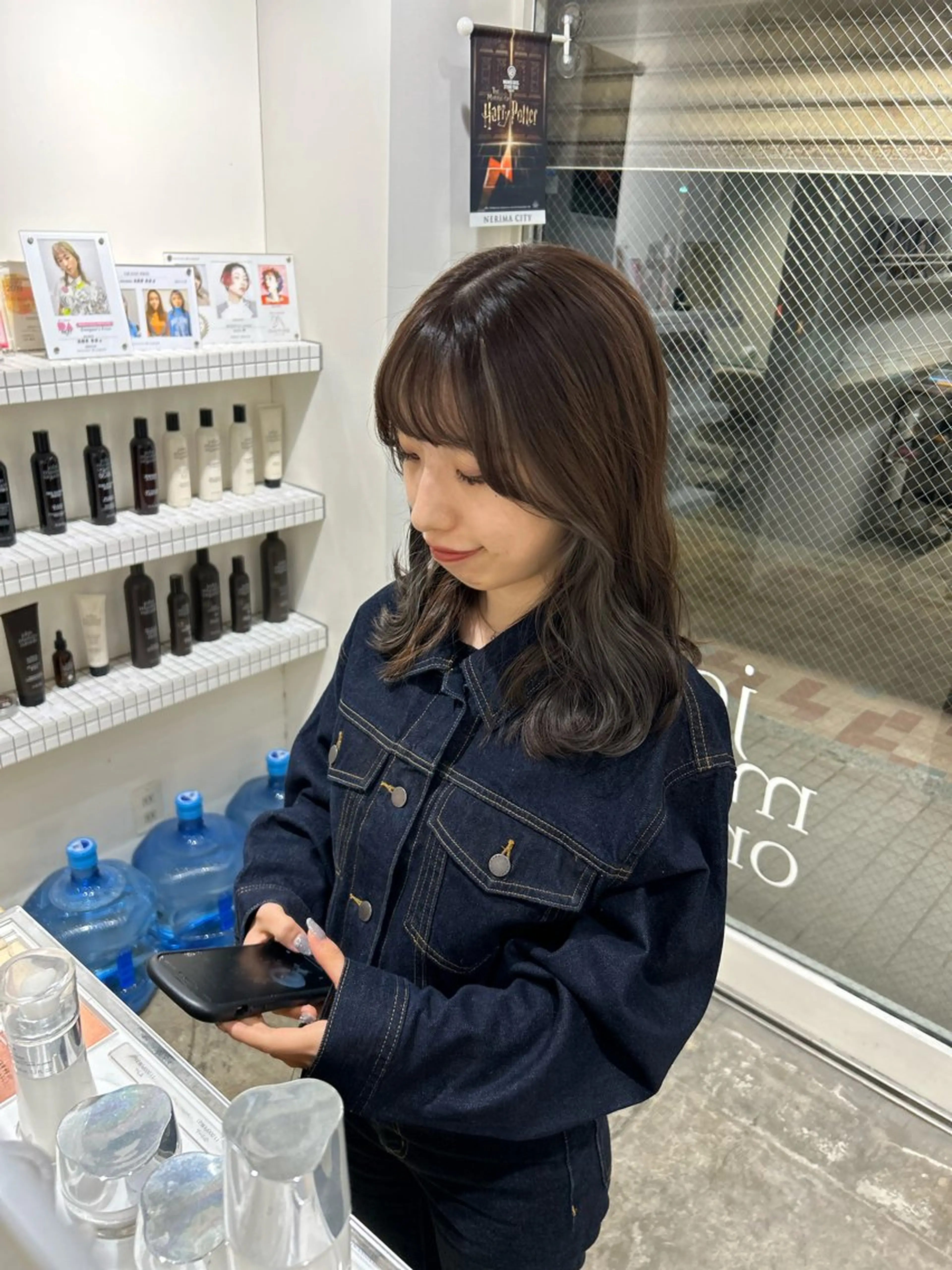 ミディアム カラー ヘアカラー HOLIDAYS はなのヘアスタイル