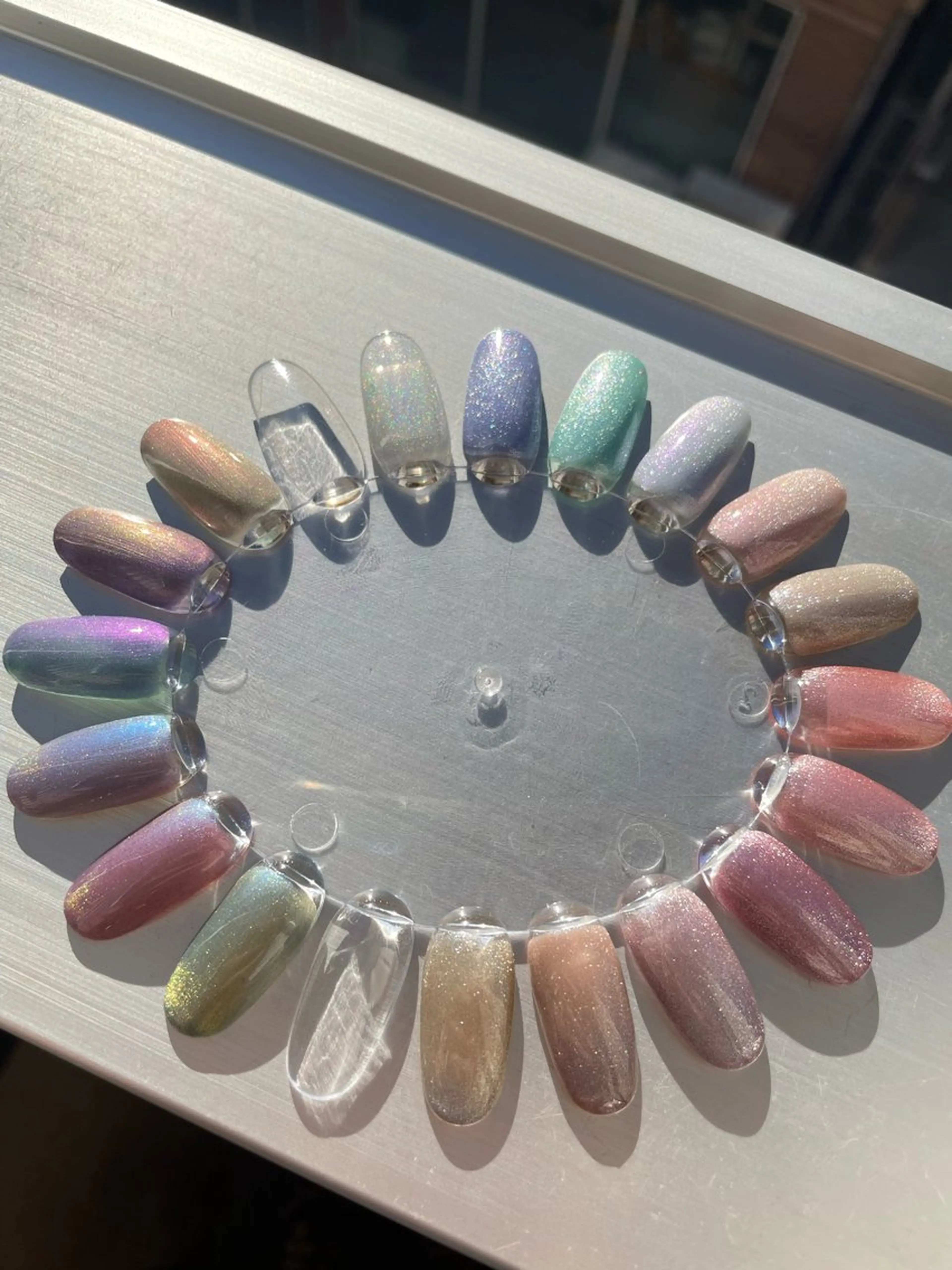 ネイル ハンドネイル ニュアンス🥀個性派 MIYU🪅のネイルデザイン