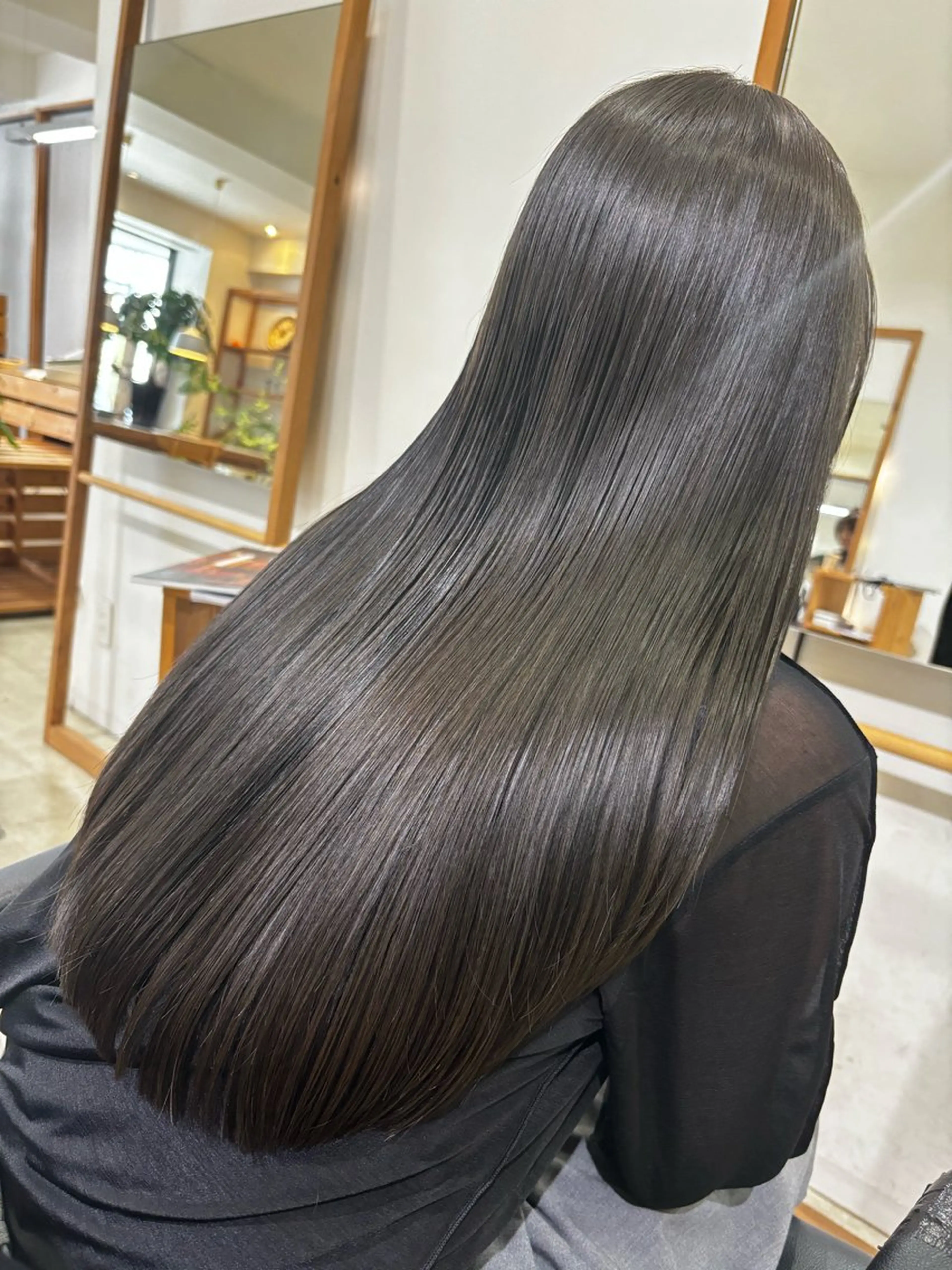 ロング カラー 透明感カラー 顔周りカット 髪質改善 似合わせカット 園田あずさ/髪質改善 /透明感カラーのヘアスタイル