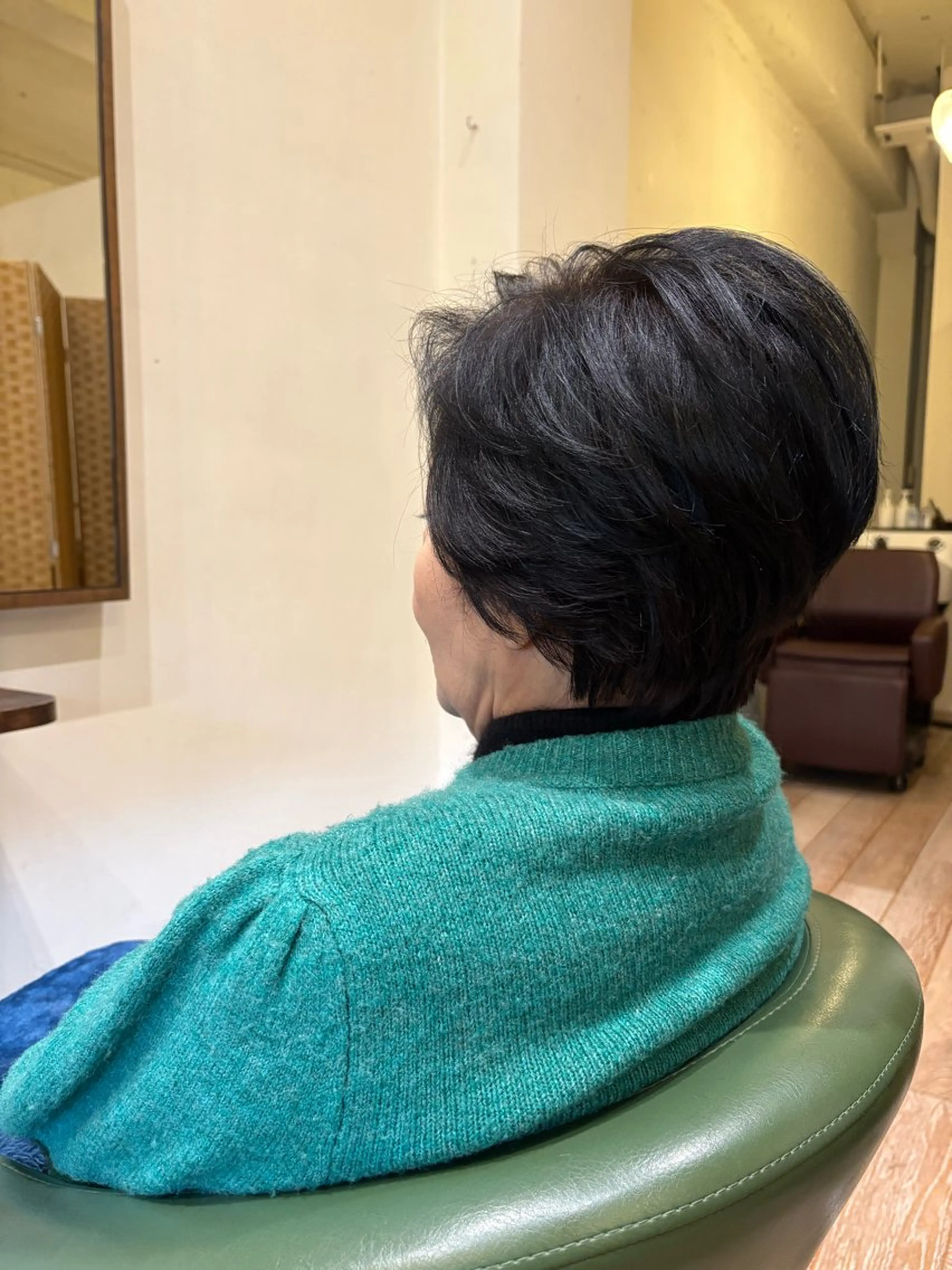 ショート カット ヘッドスパ 東條 哲也のヘアスタイル