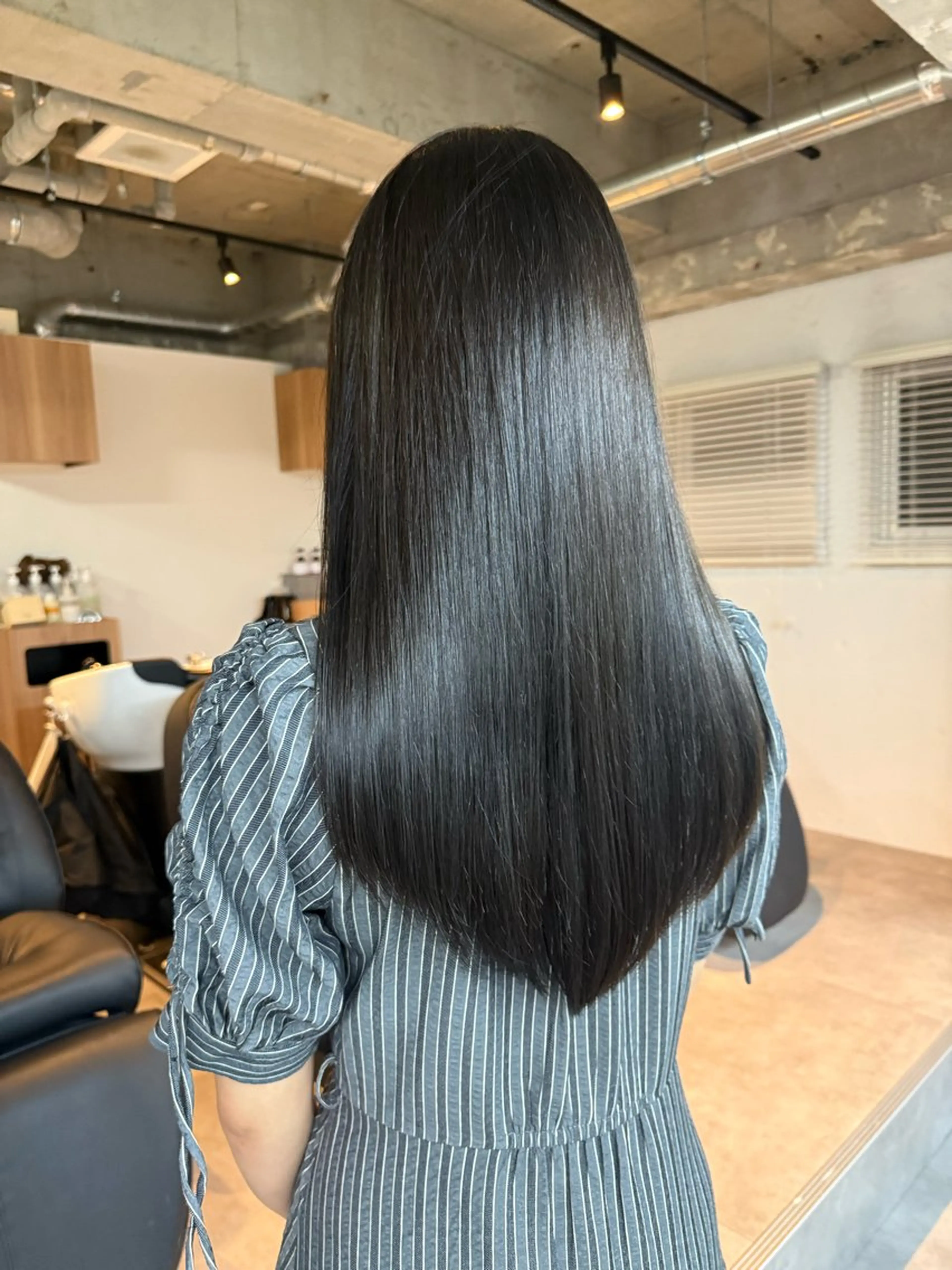 ロング ヘアカラー 𝗿 𝗶 𝗶 ／ナチュラルカラーのヘアスタイル