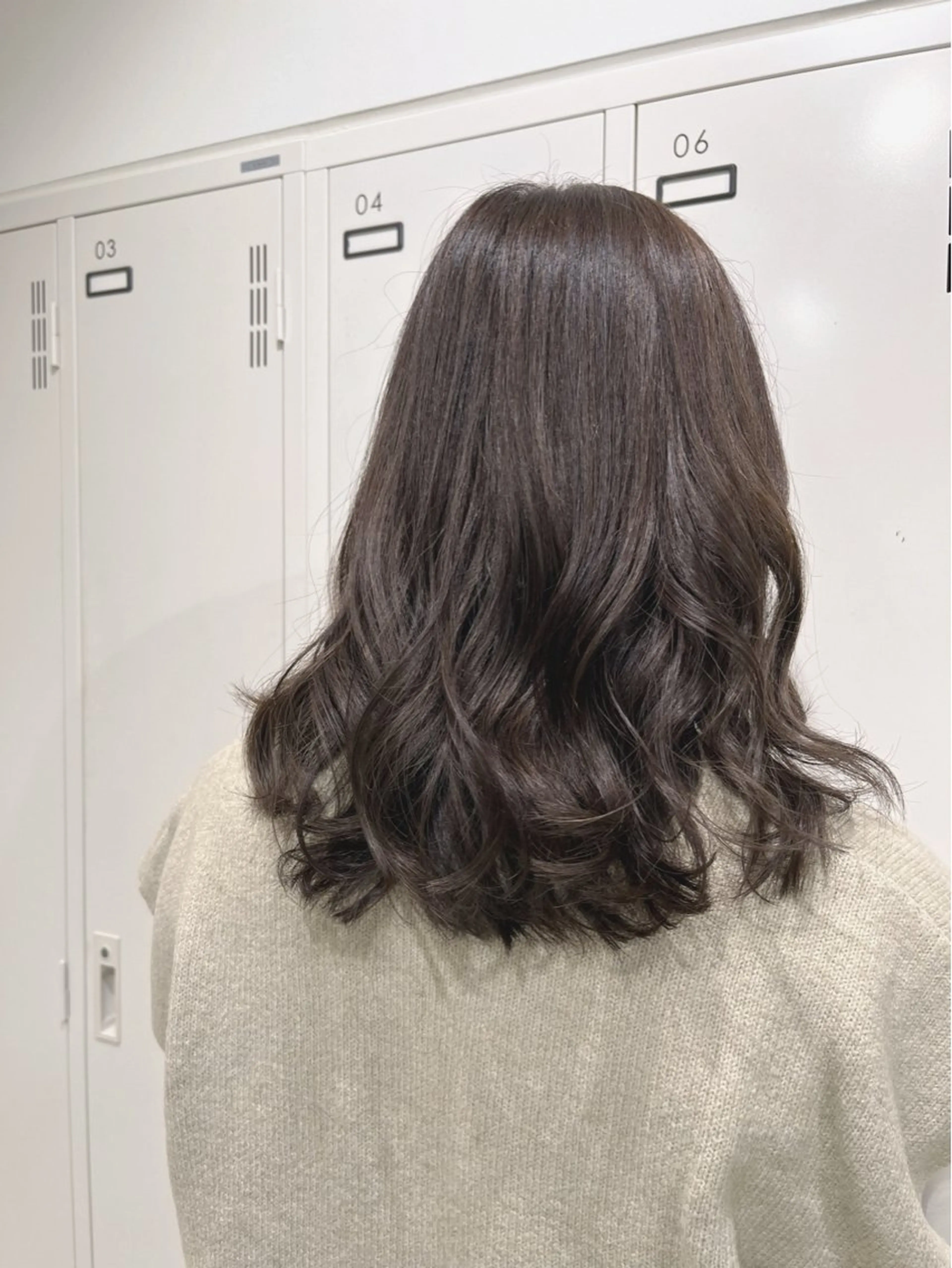 ミディアム カラー 透明感カラー ハイライトカラー ハイライト カット ヘアカラー トリートメント メンズ縮毛矯正🦊ハ イトーン　RYOKAのヘアスタイル