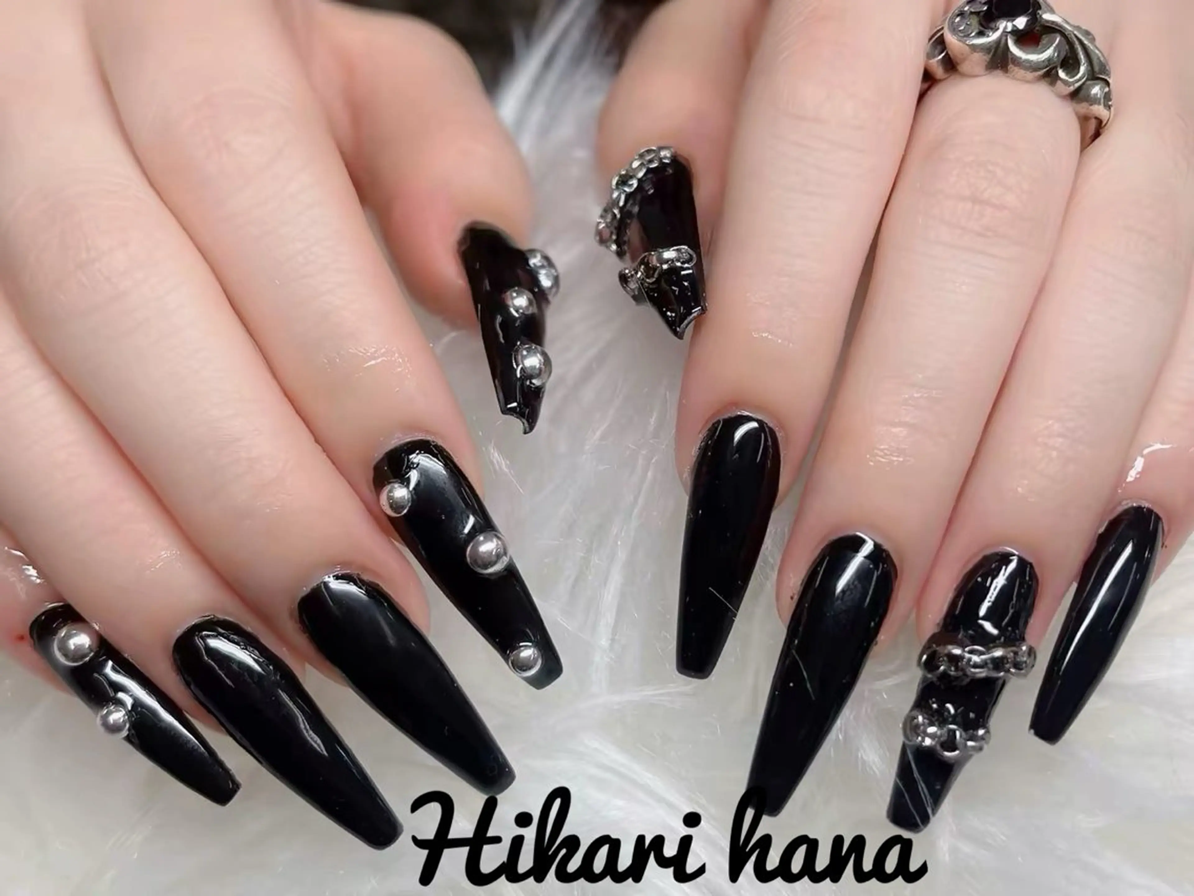 ネイル チークネイル フレンチネイル グラデーション キラキラネイル 韓国ネイル ハンドネイル HIKARI HANA NAIL所属・HIKARIHANA NAILのネイルデザイン