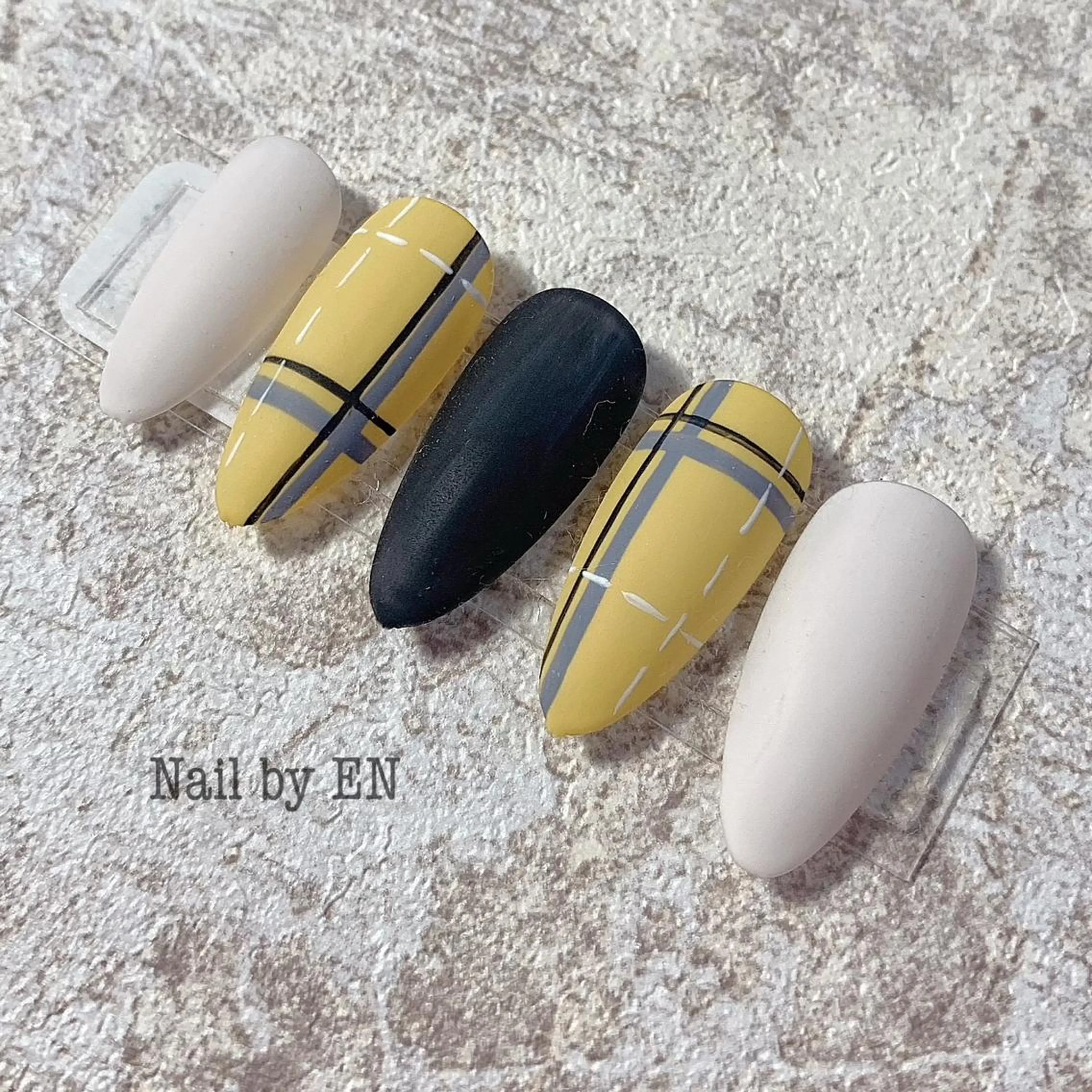 ネイル Nail by EN*Namiのネイルデザイン