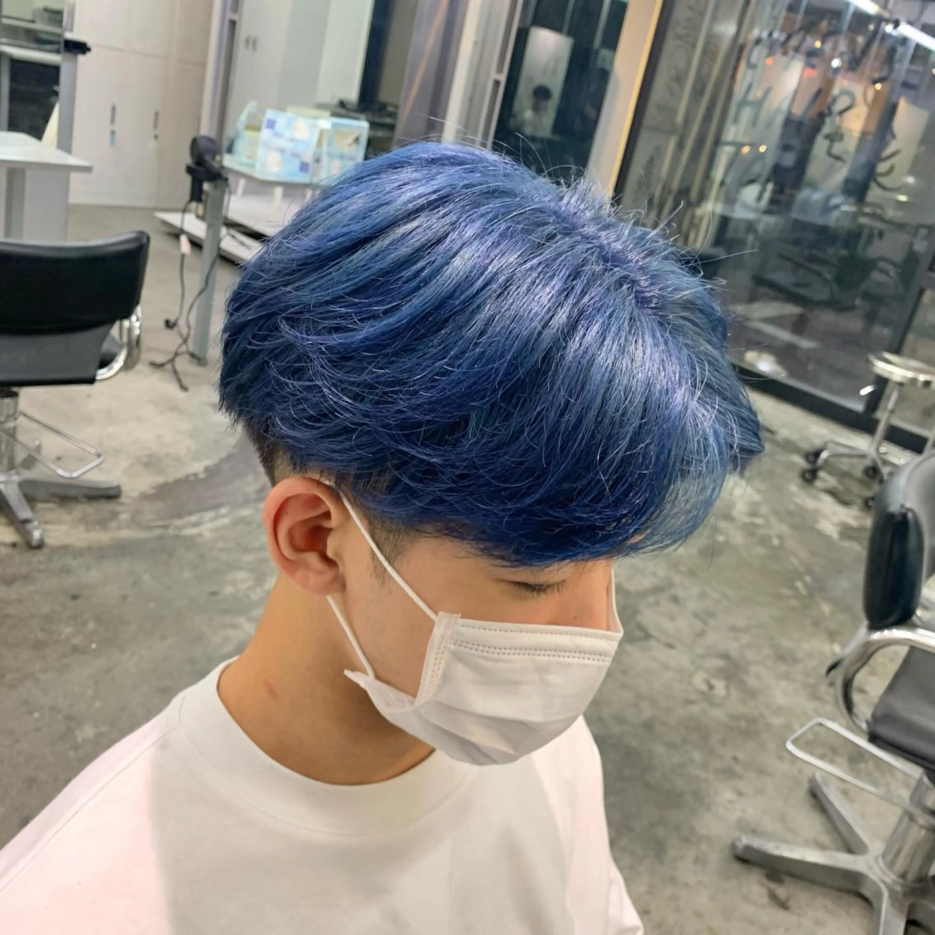 ショート カラー メンズ ブルーカラー 透明感カラー カット ヘアカラー メンズ特化美容師/ 藤戸 椋のヘアスタイル