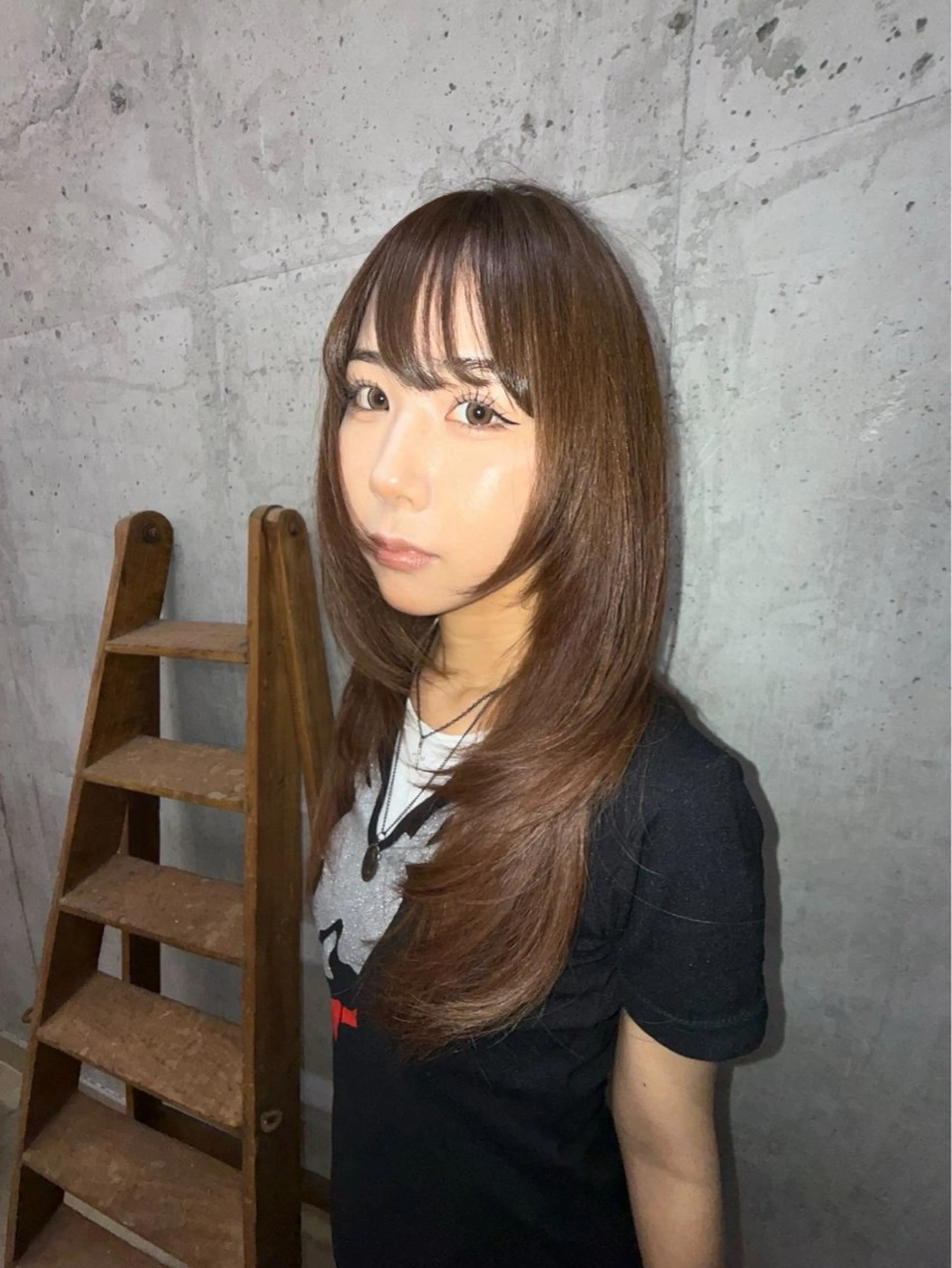 ロング カラー ブリーチ ブラウンカラー ダブルカラー ブリーチなしカラー YURiA レイヤー🫧暖色のヘアスタイル