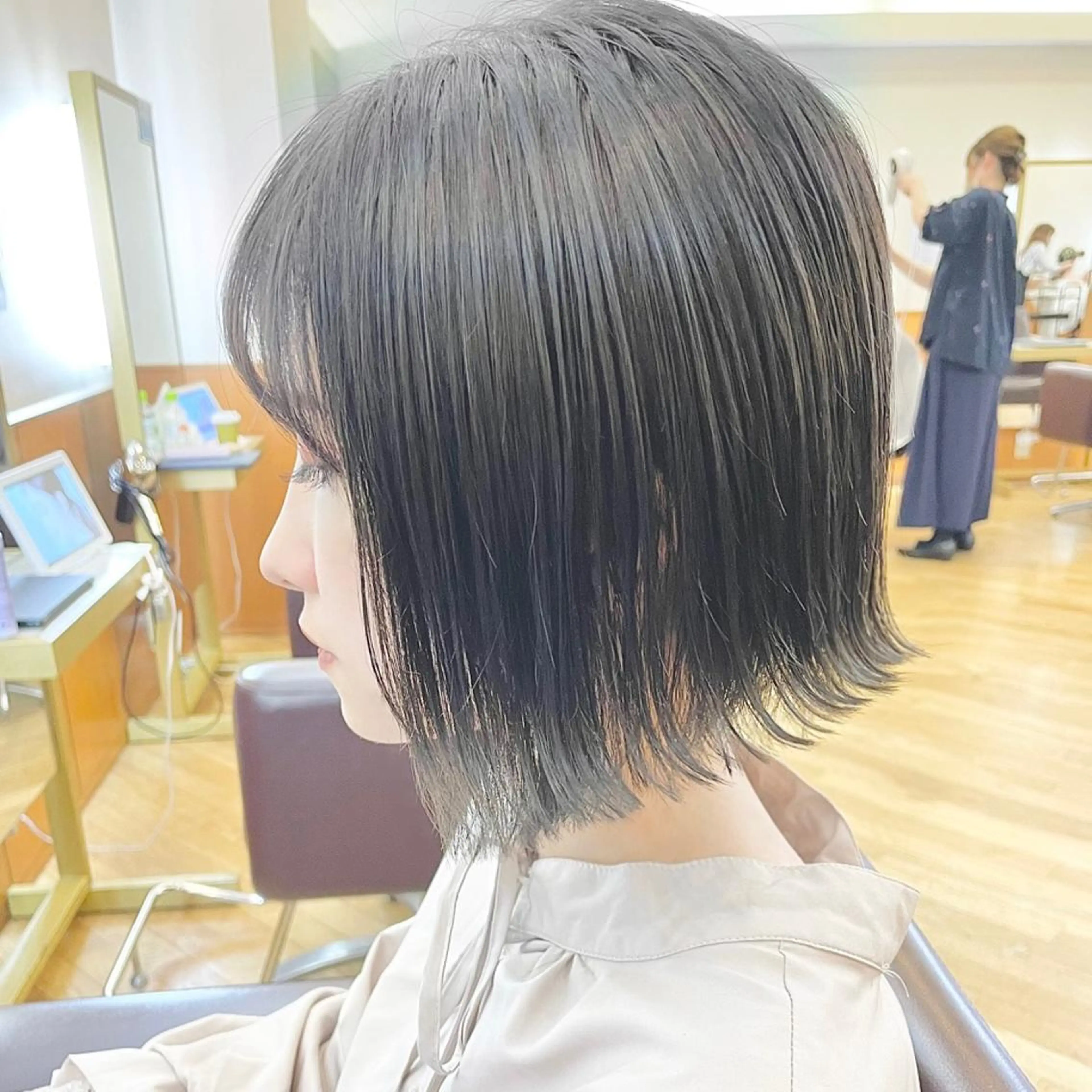 ショート カラー ヘアアレンジ キッズ 切りっぱなしボブ ショートボブ アッシュ ボブ 髪質改善 さわ きょうすけ/ ボブ髪質改善ショートのヘアスタイル