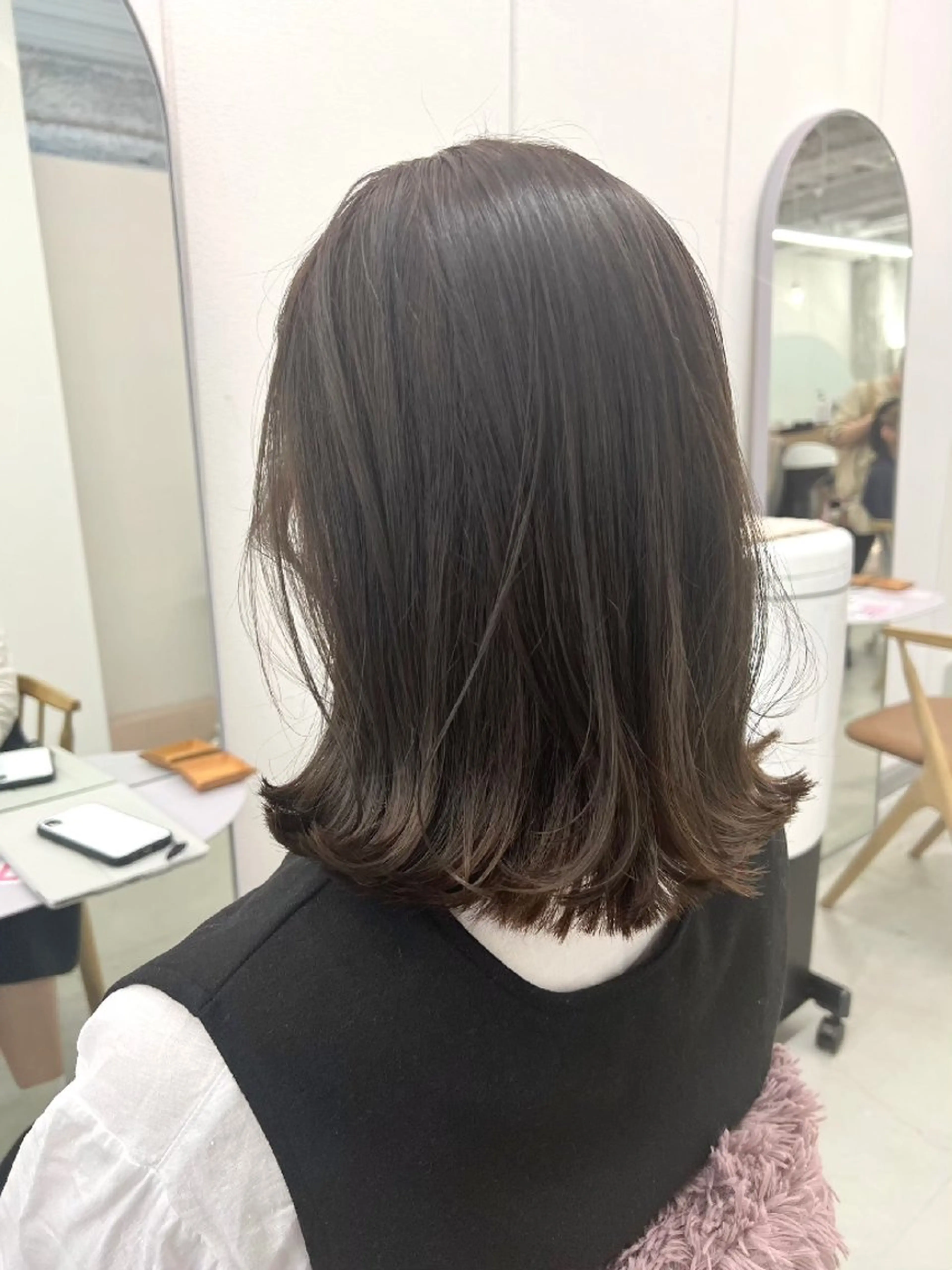 カラー 🌷花屋併設🌷 荘司麻百合のヘアスタイル
