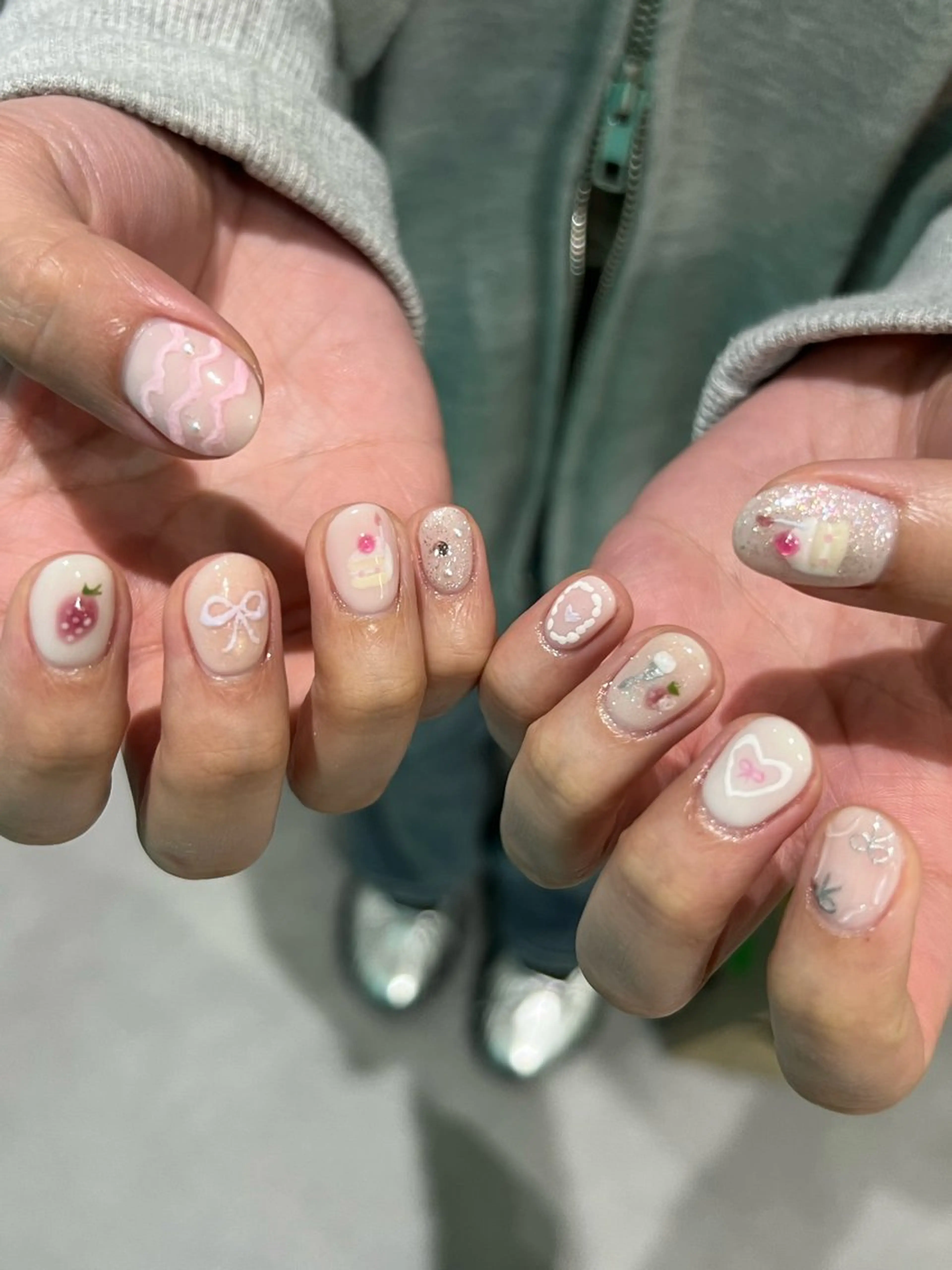 ネイル GO TODAY SHARE SALON 新宿Gratia店所属・RURU nailのネイルデザイン