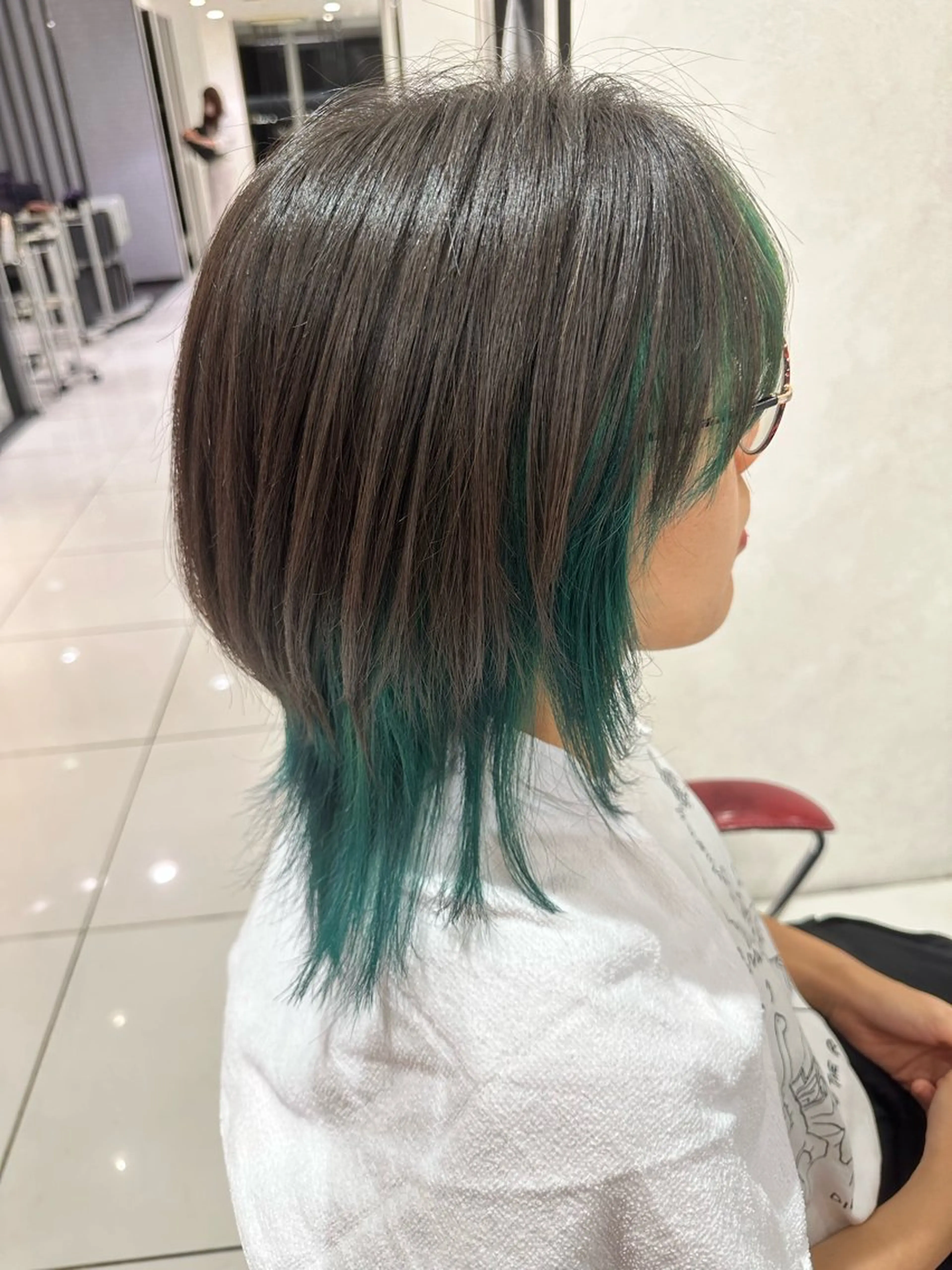 ミディアム EARTH岐阜所属・EARTH岐阜 林のヘアスタイル