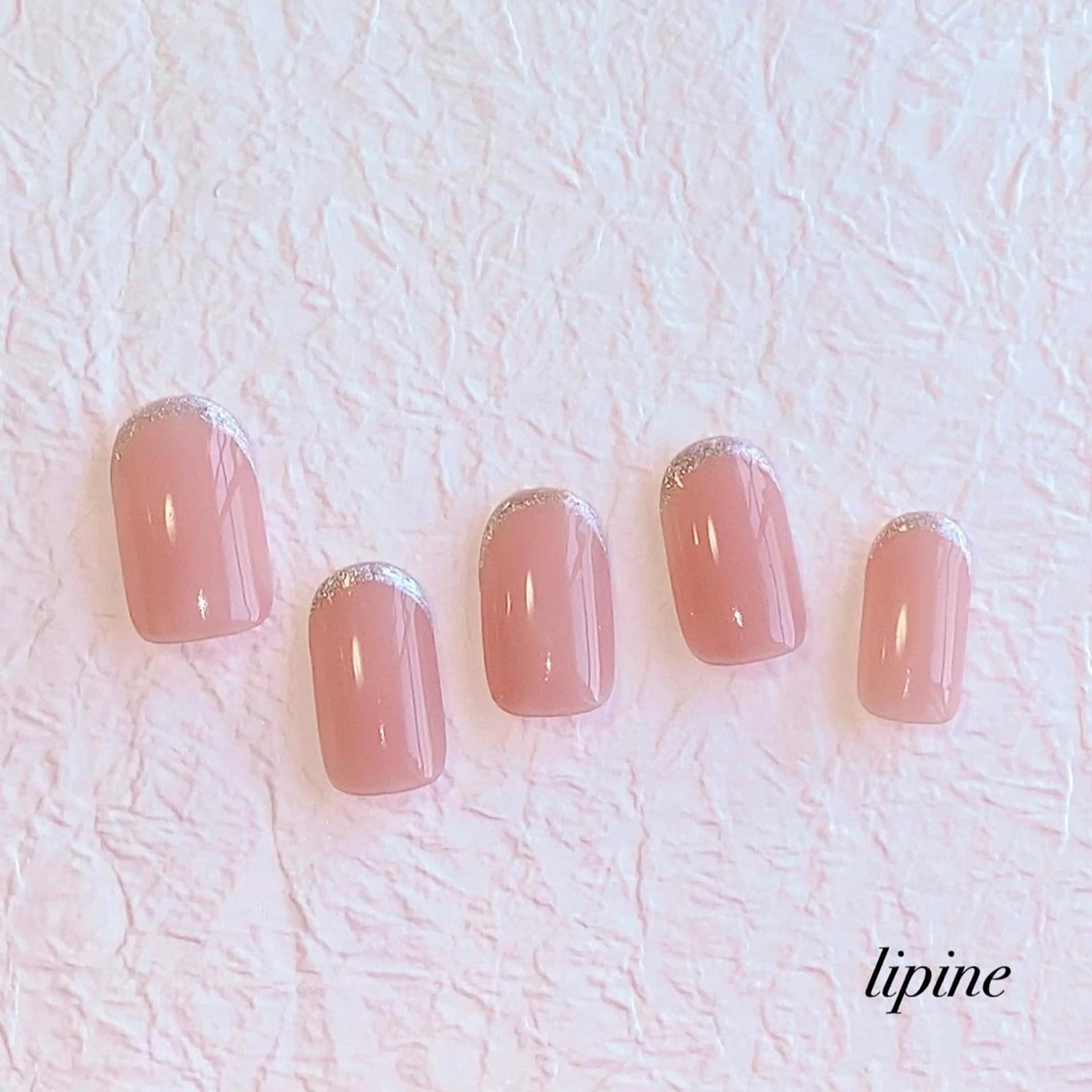 ネイル フレンチネイル マグネットネイル マグネットフレンチ ネイルサロン lipineのネイルデザイン