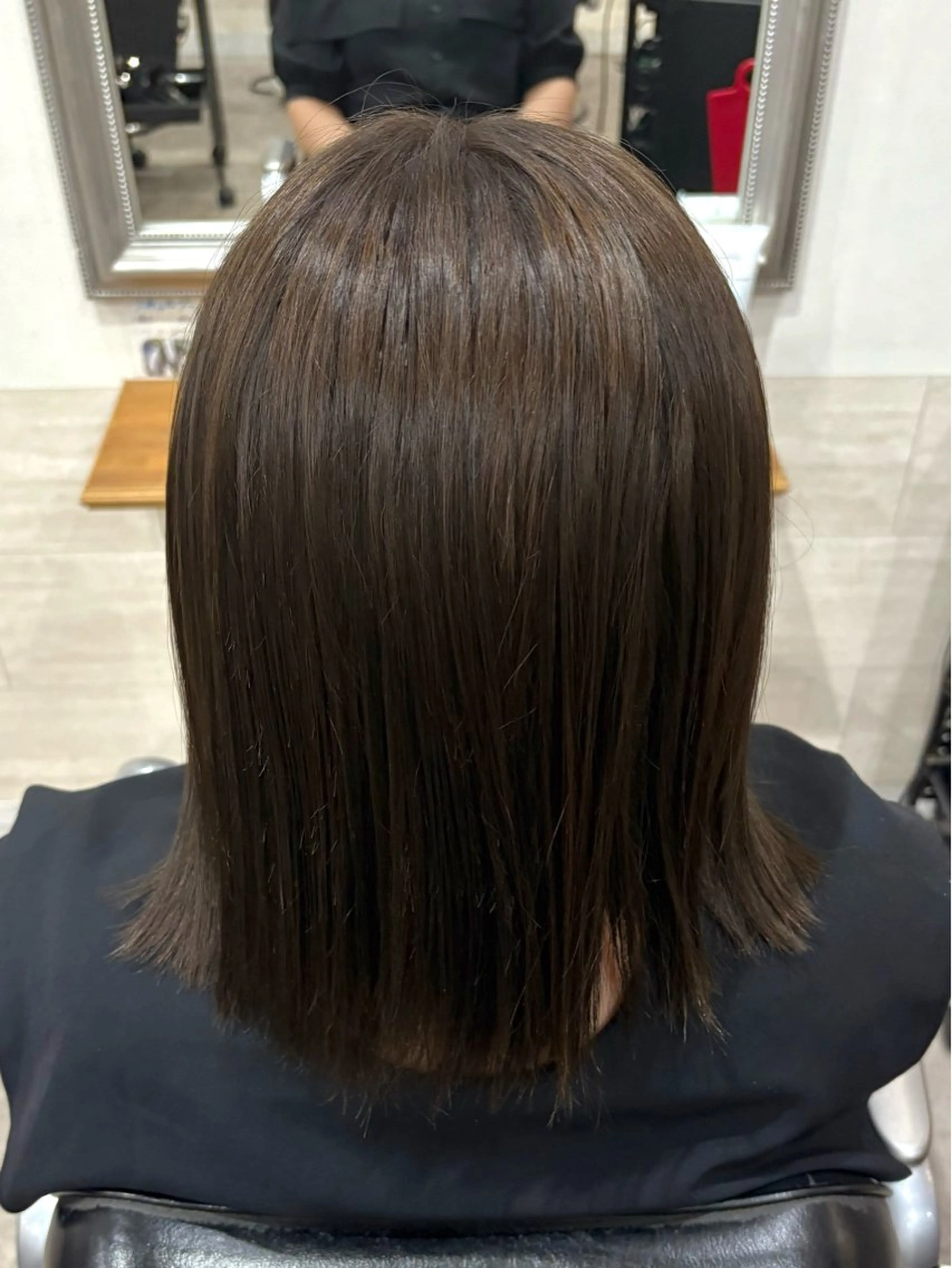ミディアム カラー ヘアカラー 堀川 希歩のヘアスタイル