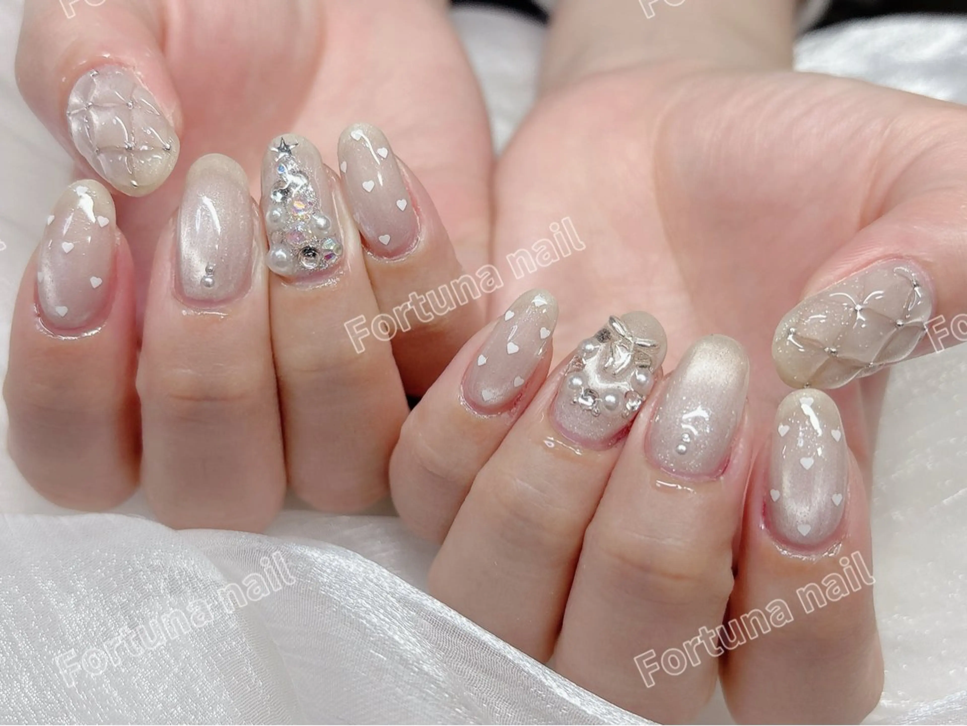 ネイル 持ち込み 冬ネイル クリスマス ハンドネイル Nail •Head スパFortunaのネイルデザイン