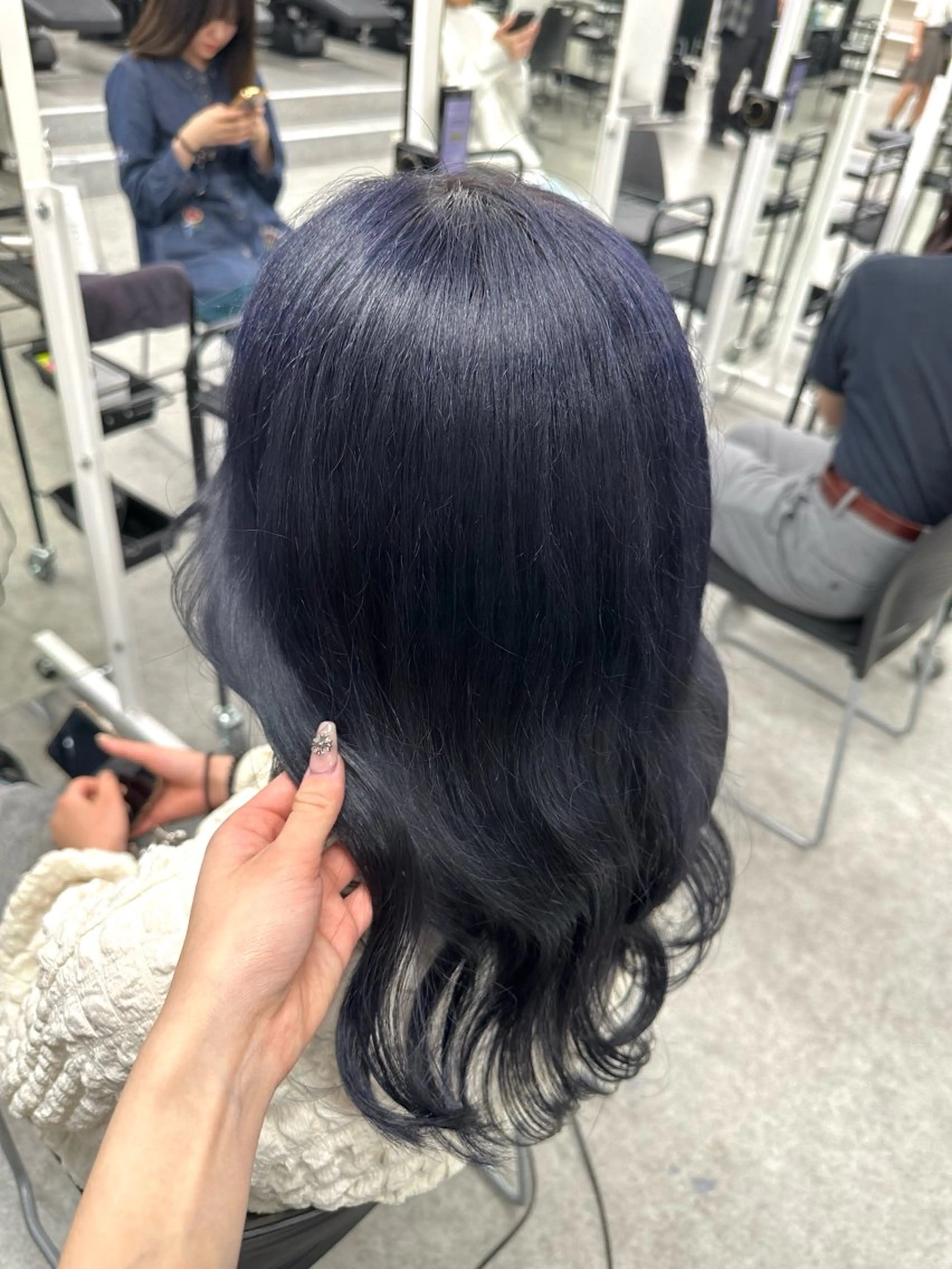 セミロング 韓国ガーリー🤍ハイ トーン🤍Ayanaのヘアスタイル