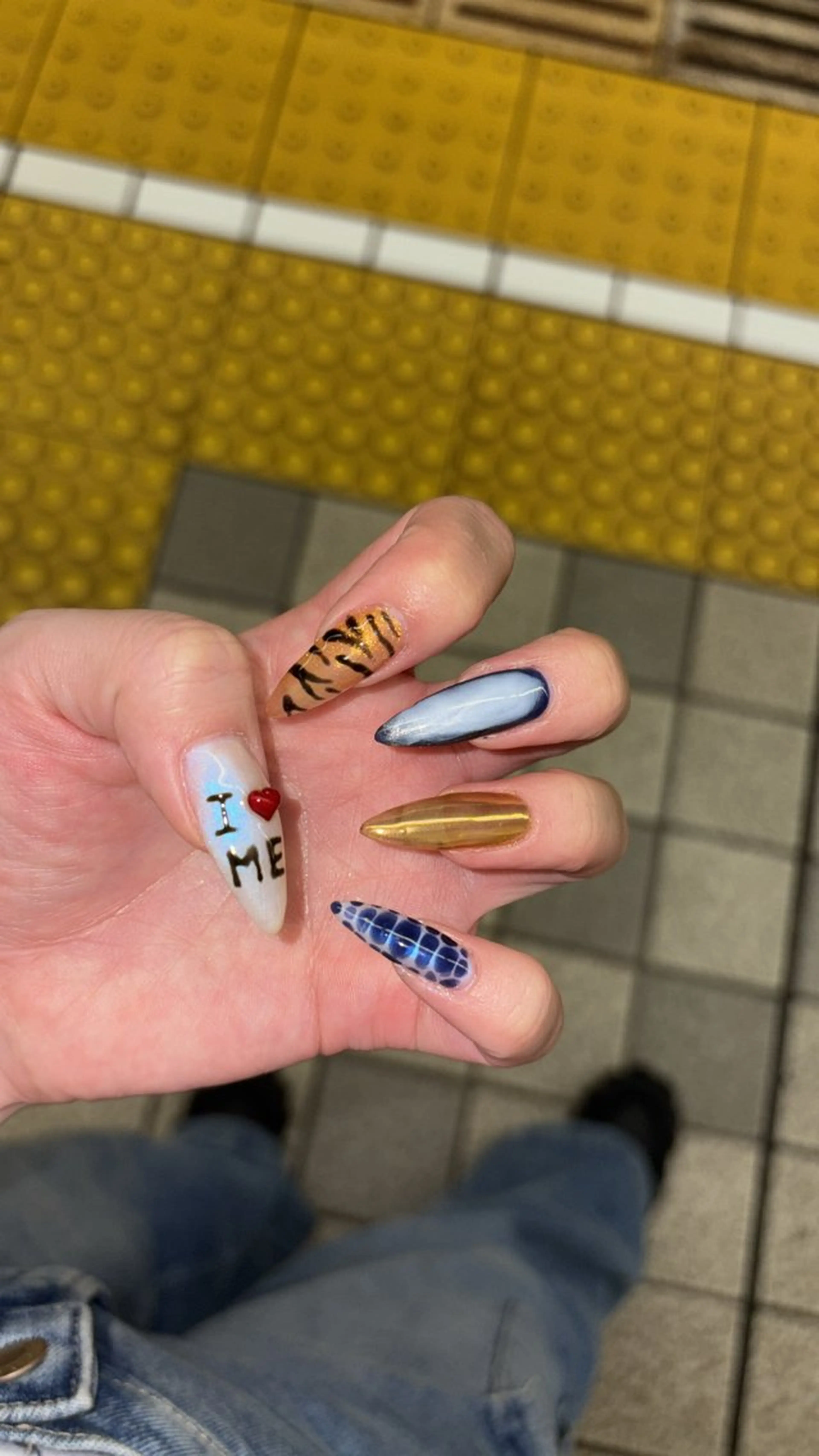 【オフあり】💛アート10本やり放題パーツつけ放題💛の写真