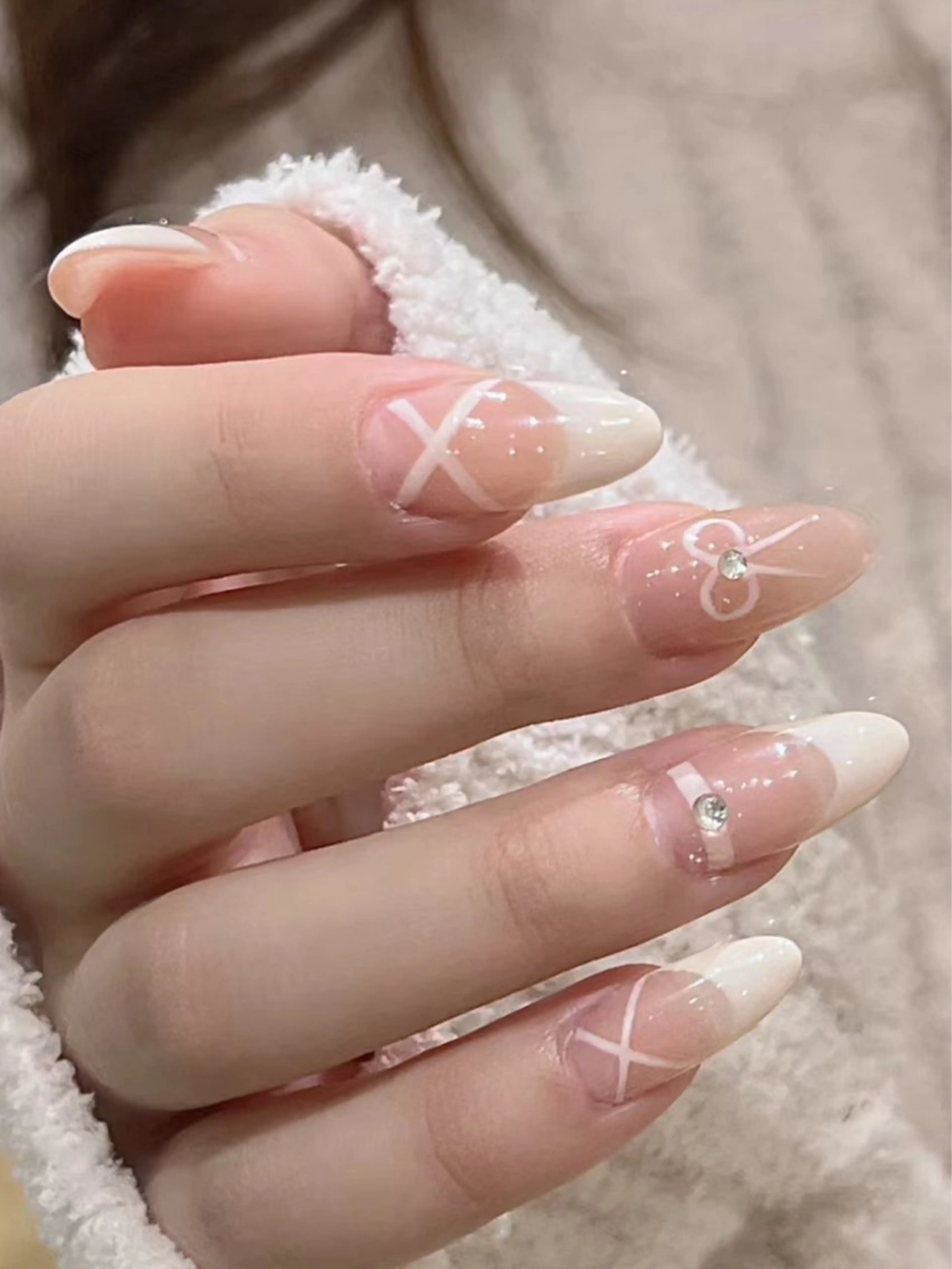 ネイル リボン 春ネイル glance nailのネイルデザイン