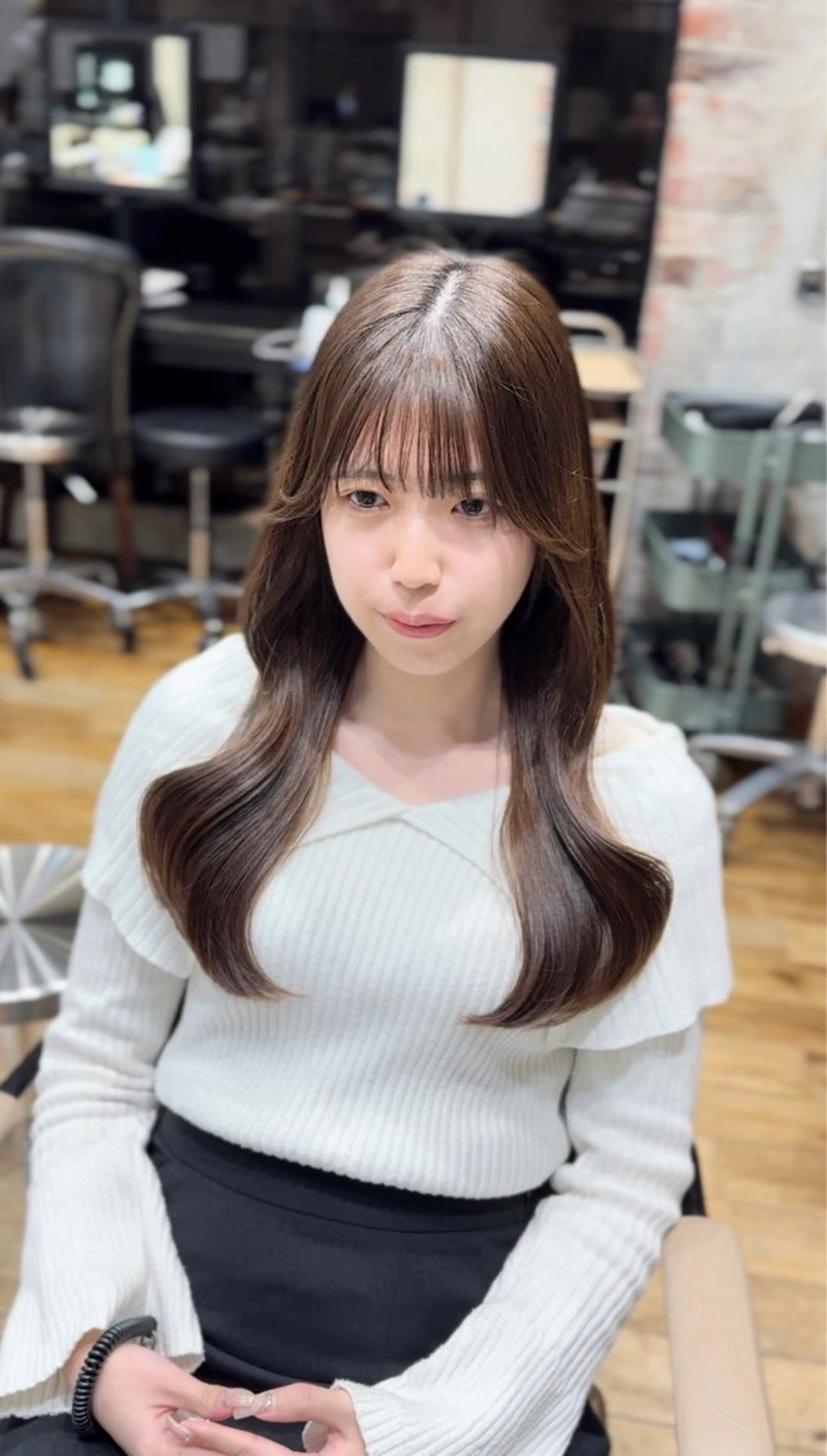 ロング カット 新宿/レイヤー 顔周りカット溝手優太のヘアスタイル