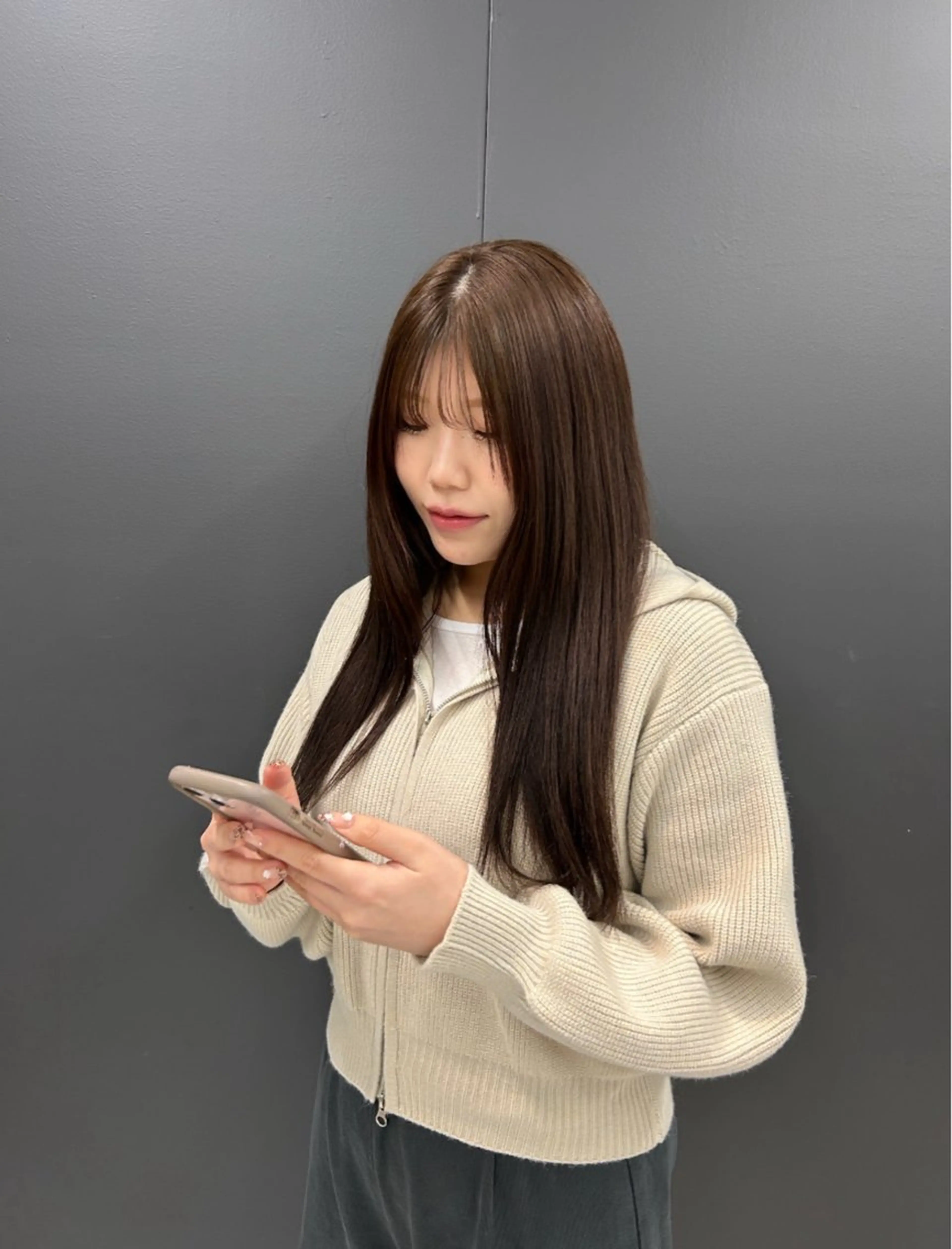 ロング ヘアカラー Ruth Ebiのヘアスタイル