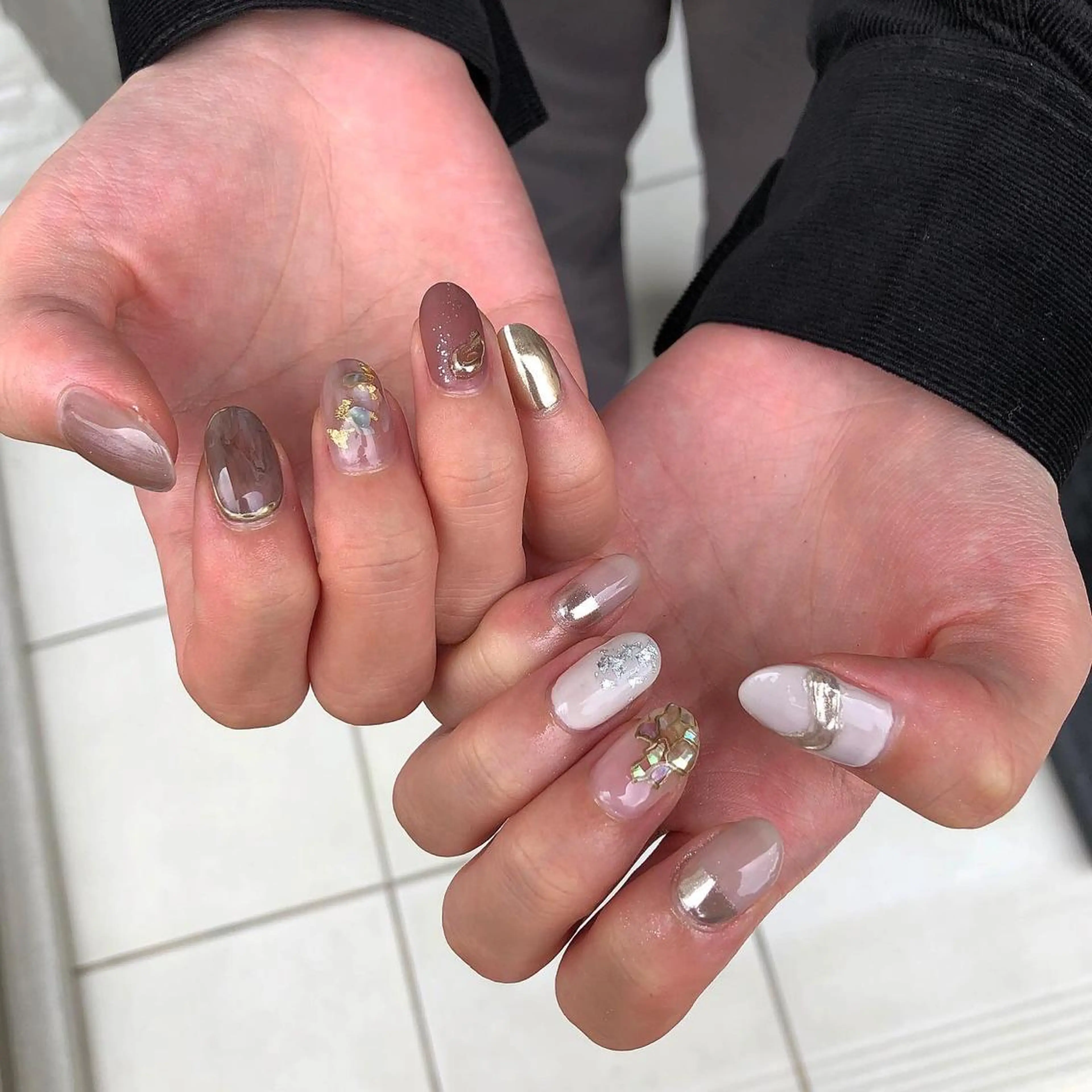 ネイル ハンドネイル émus nail Mamiのネイルデザイン