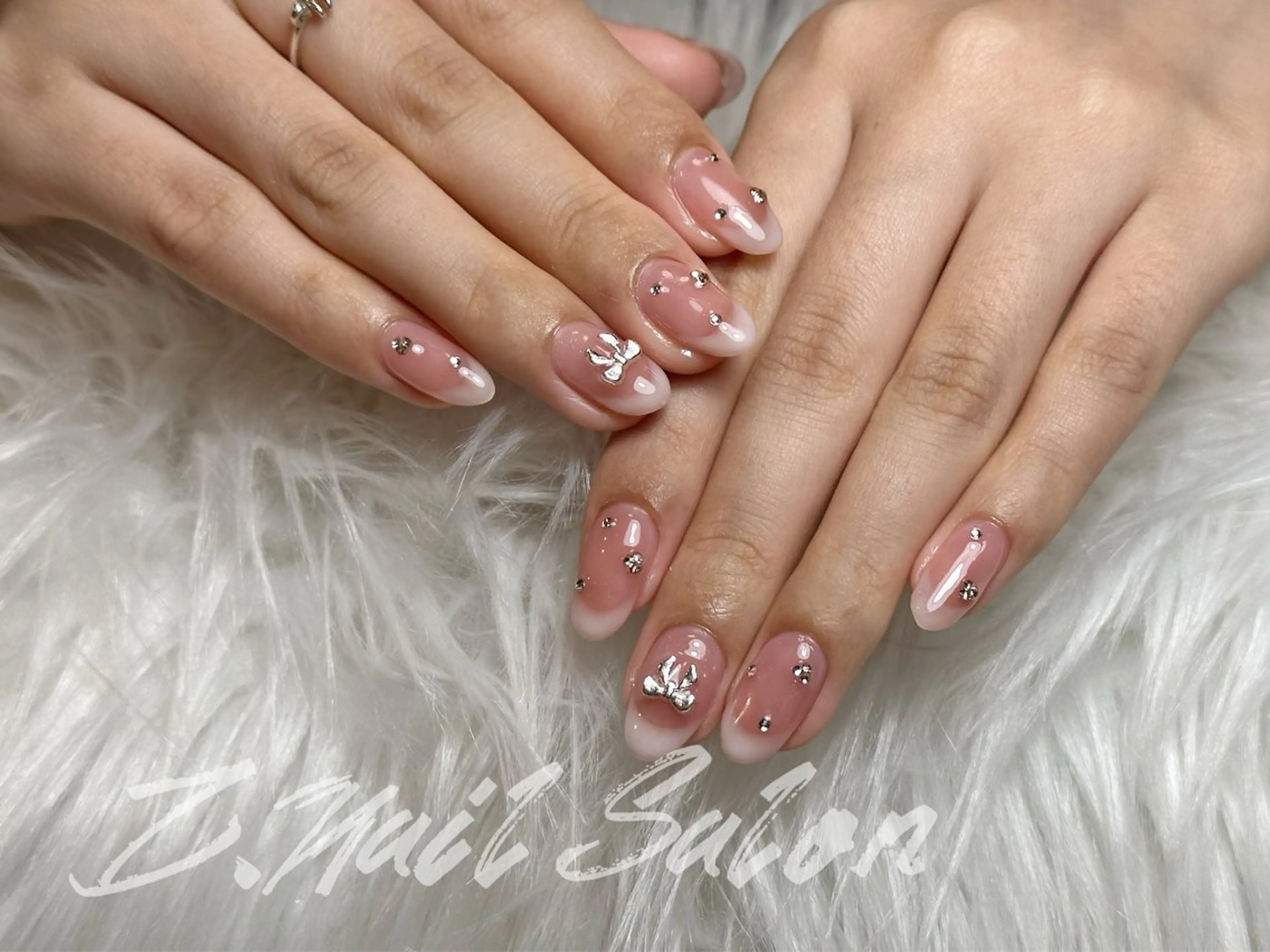 ネイル ハンドネイル Z.Nail Salonのネイルデザイン