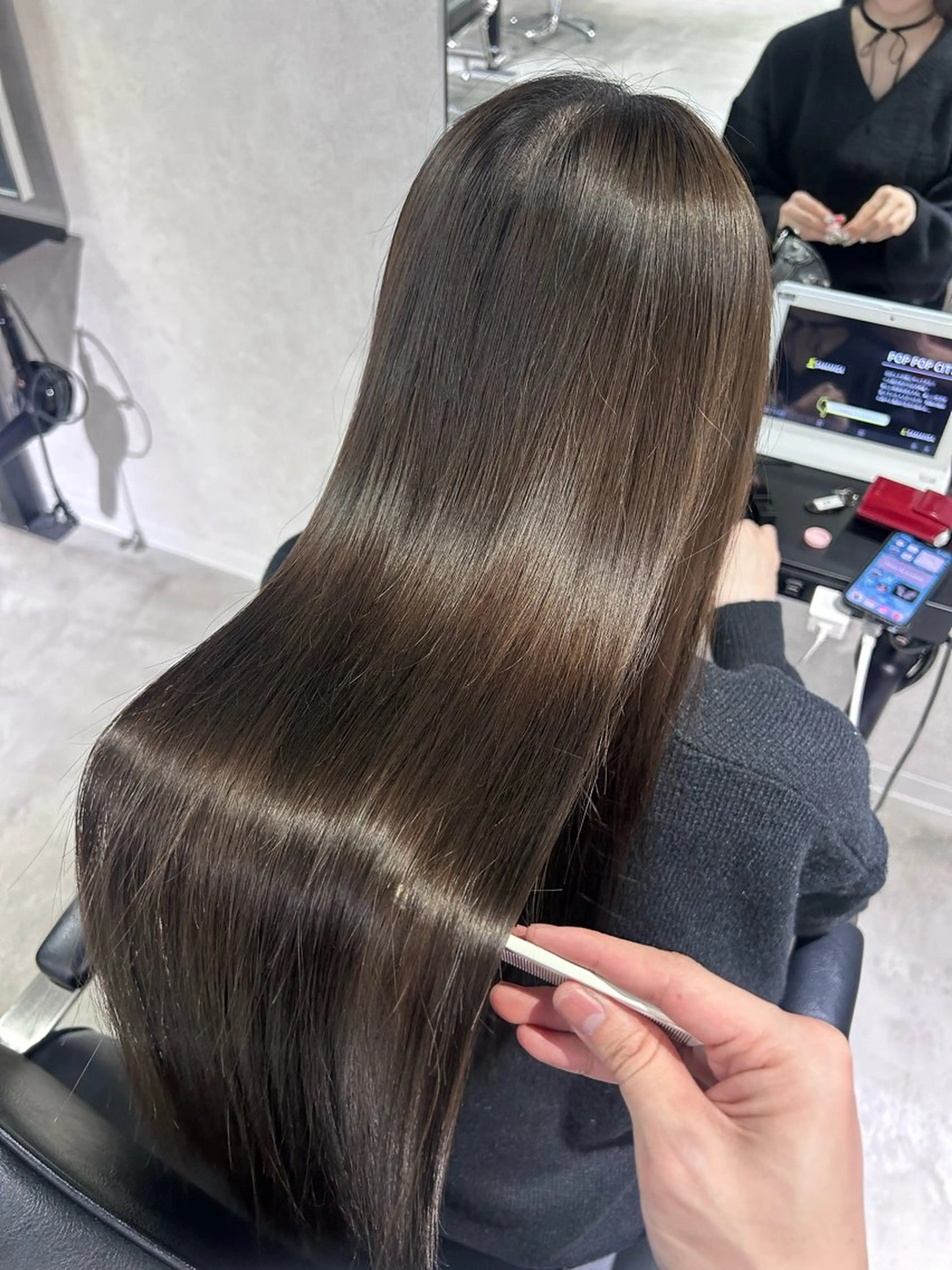 ロング カット ヘアカラー 縮毛矯正 髪質改善大阪/ 酸性縮毛矯正/ゆうとのヘアスタイル