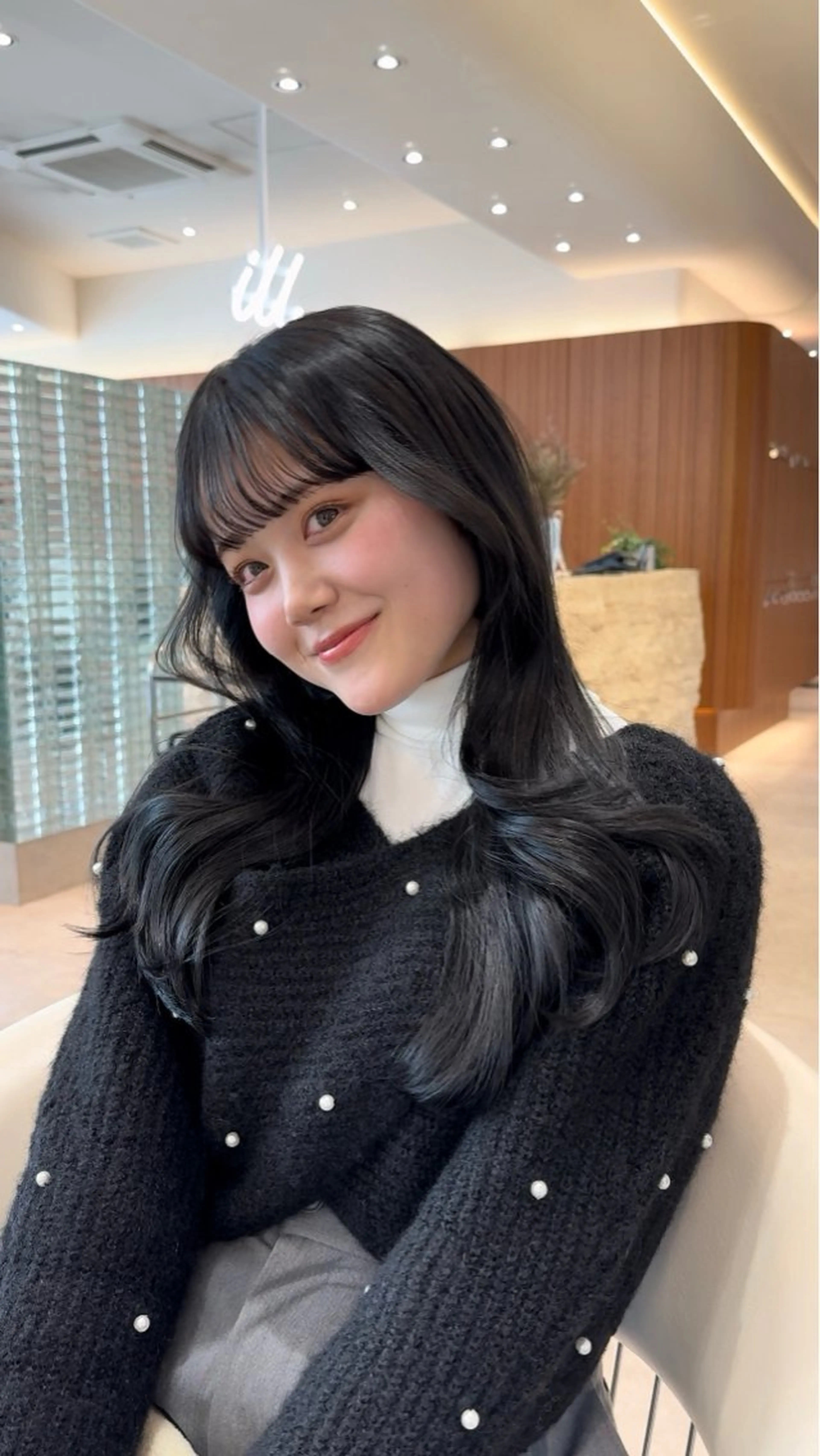 ロング カラー 黒髪 ブルーカラー ブルーブラック ダークグレー ダークグレージュ 韓国レイヤー🇰🇷 韓国研修◎渋谷カイトのヘアスタイル