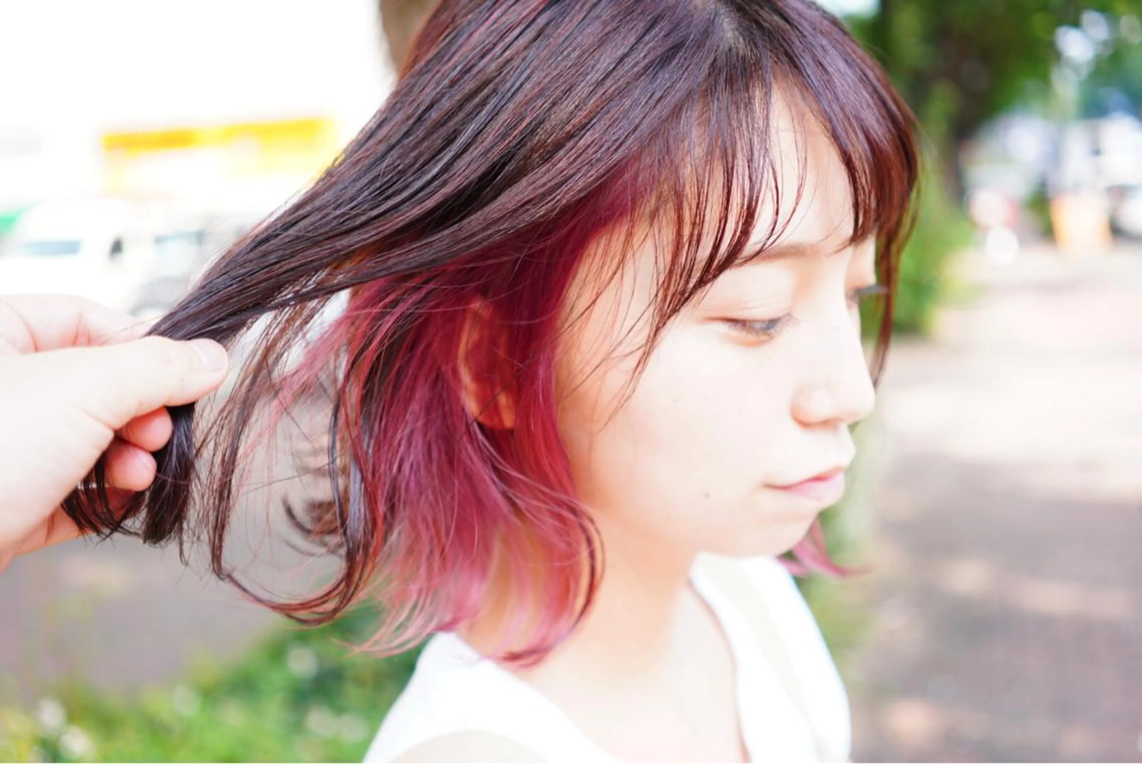 ミディアム カラー インナーカラー ピンクカラー ヘアカラー トリートメント ハイトーン/レイヤー /ケアブリーチ石川治のヘアスタイル