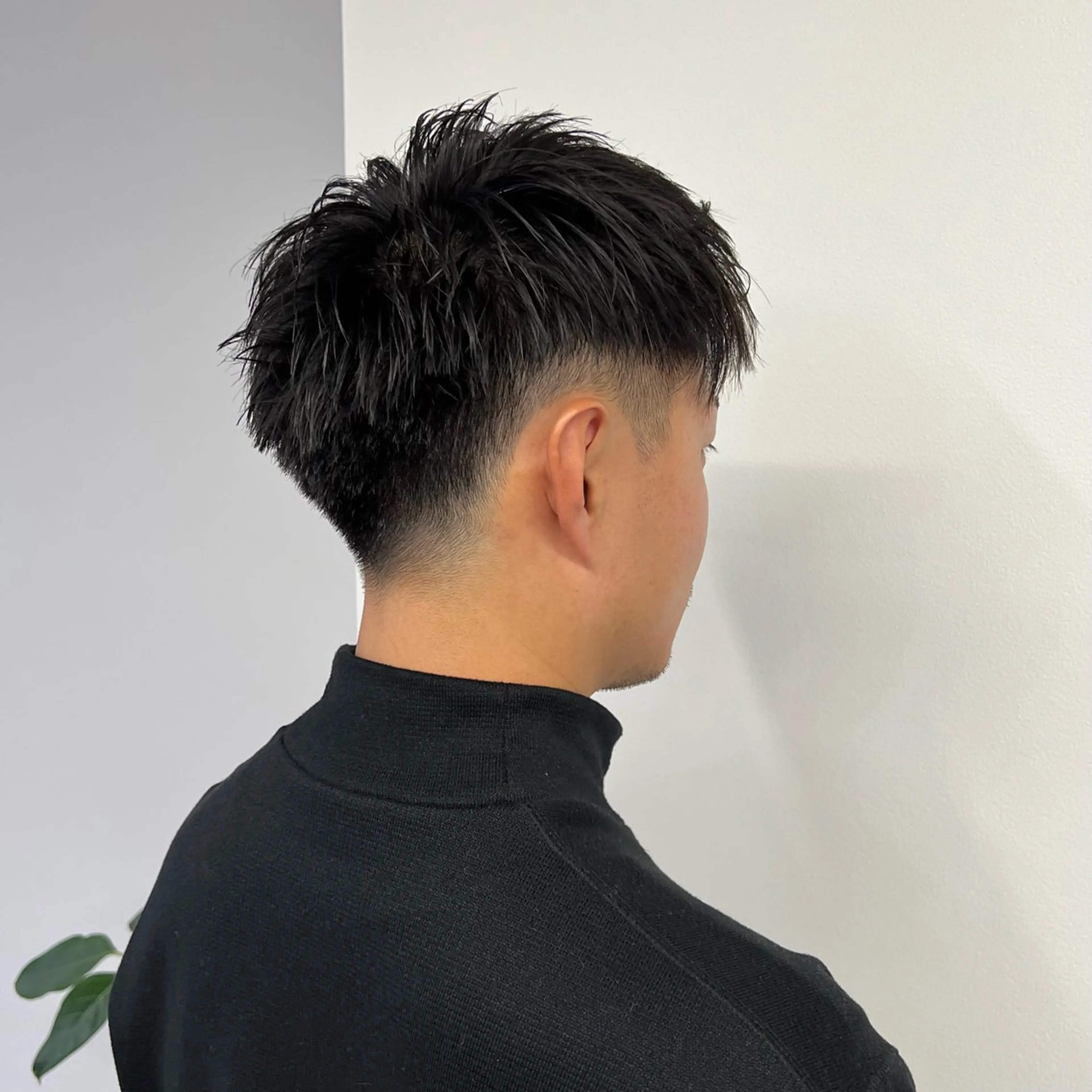 メンズ フェードカット カット knowhow京都所属・三宅 昌太のヘアスタイル