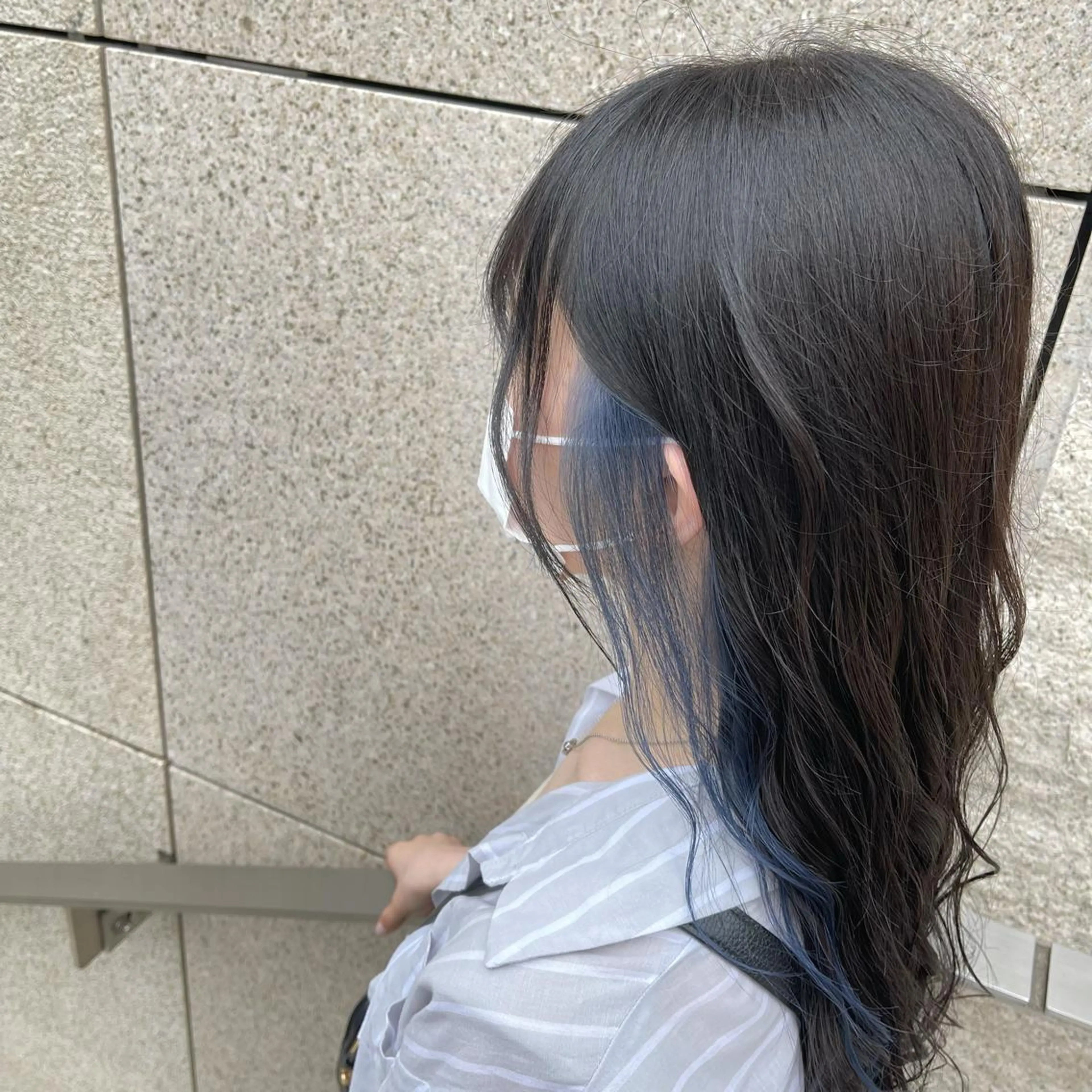 ロング カラー ブリーチ ブルーカラー イヤリングカラー 📍葛西りんたろう/ ENVのヘアスタイル