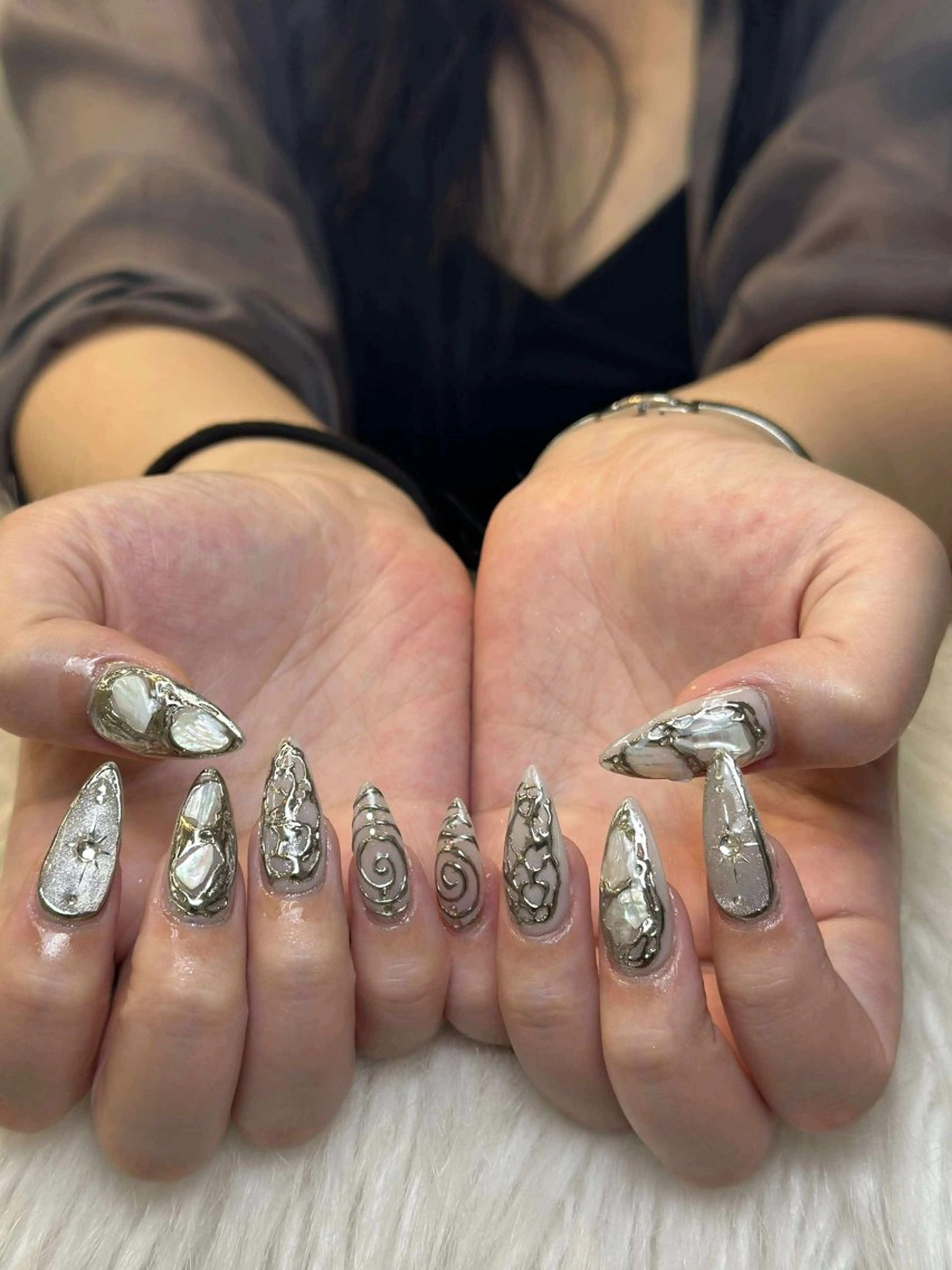 ネイル アートネイル 成人式 ジェルネイル ニュアンスネイル 夏ネイル ハンドネイル Nie Nail Shinokuboのネイルデザイン
