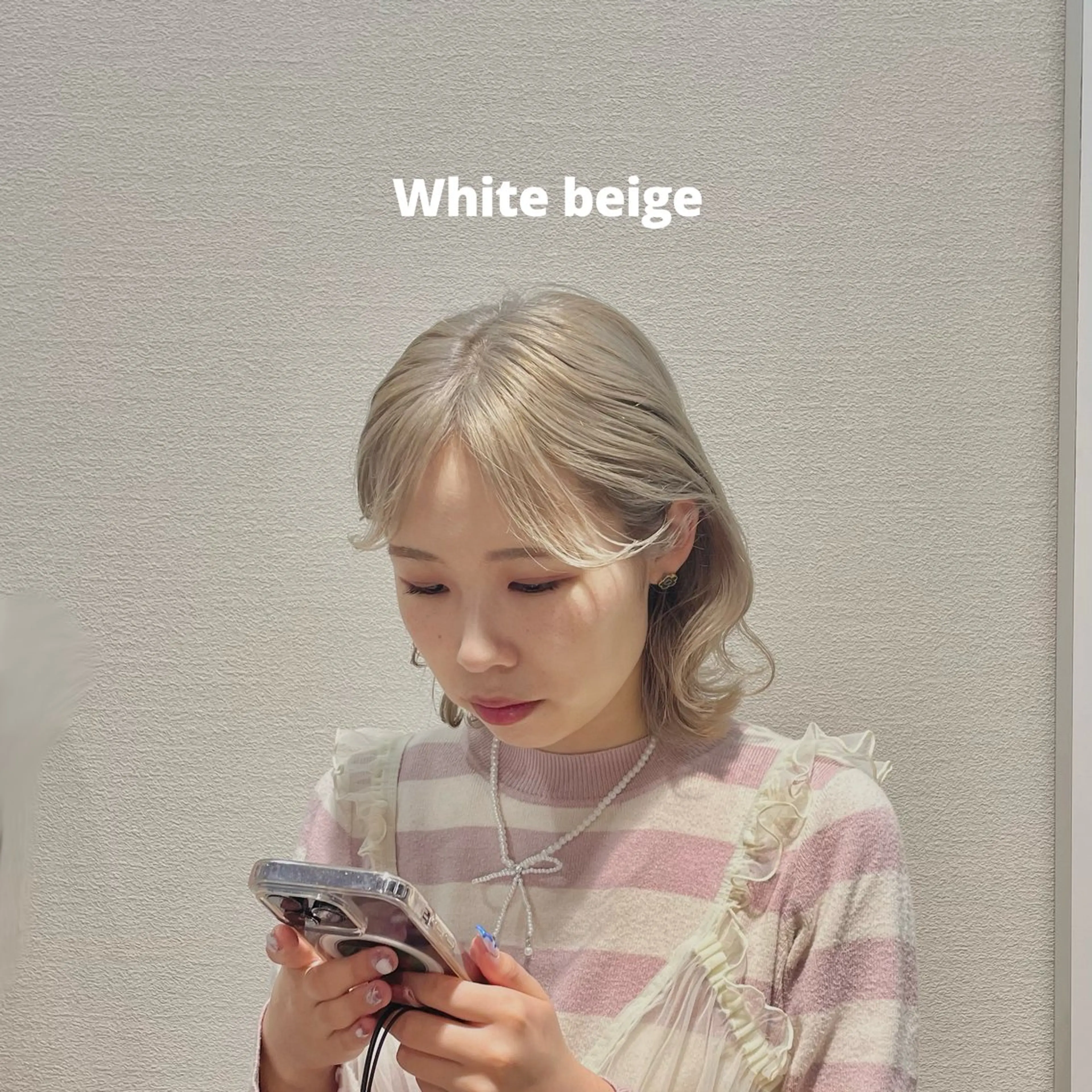 ミディアム 夏向/ハイトーン /パーマのヘアスタイル