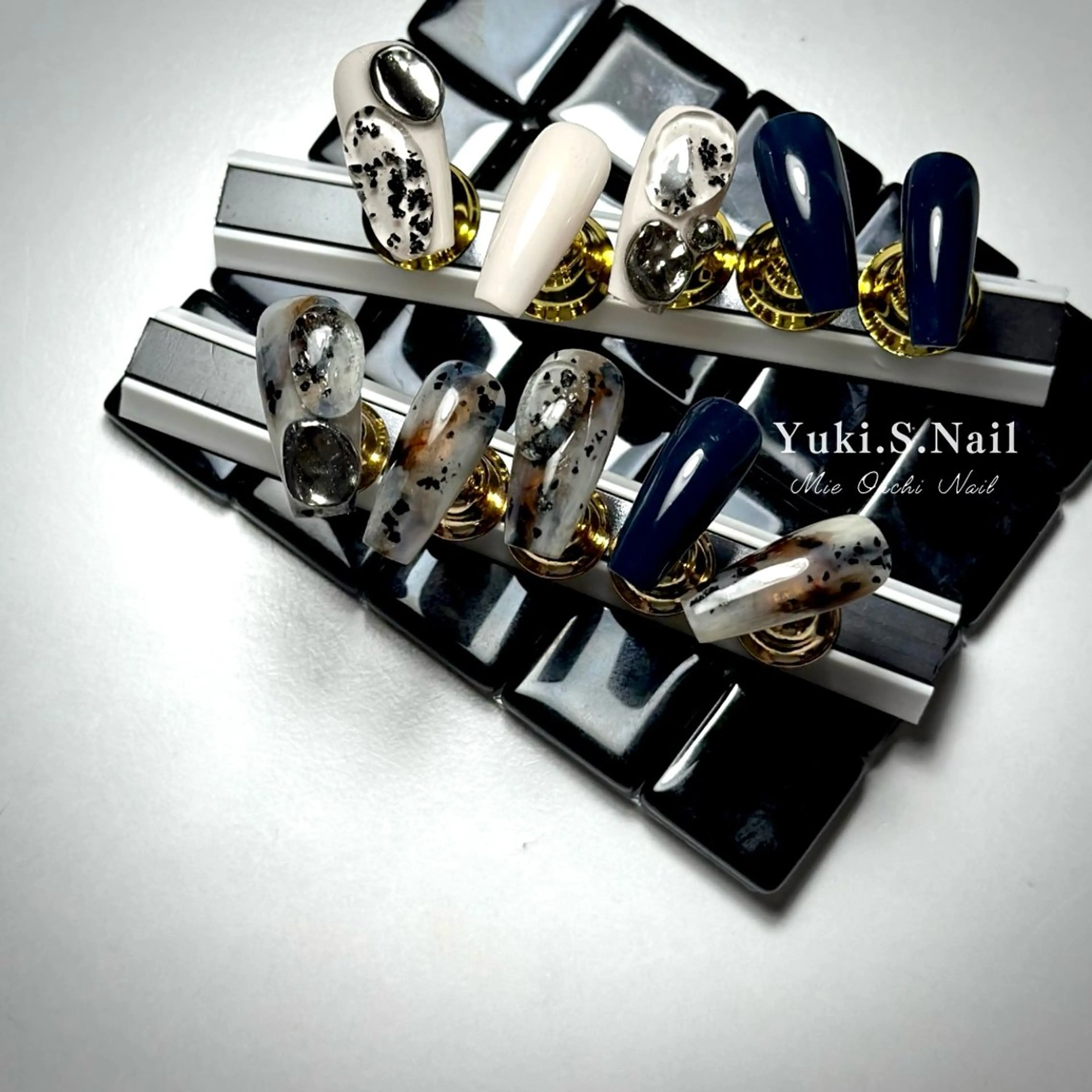 ロング ハンドネイル Yuki S.Nailのネイルデザイン