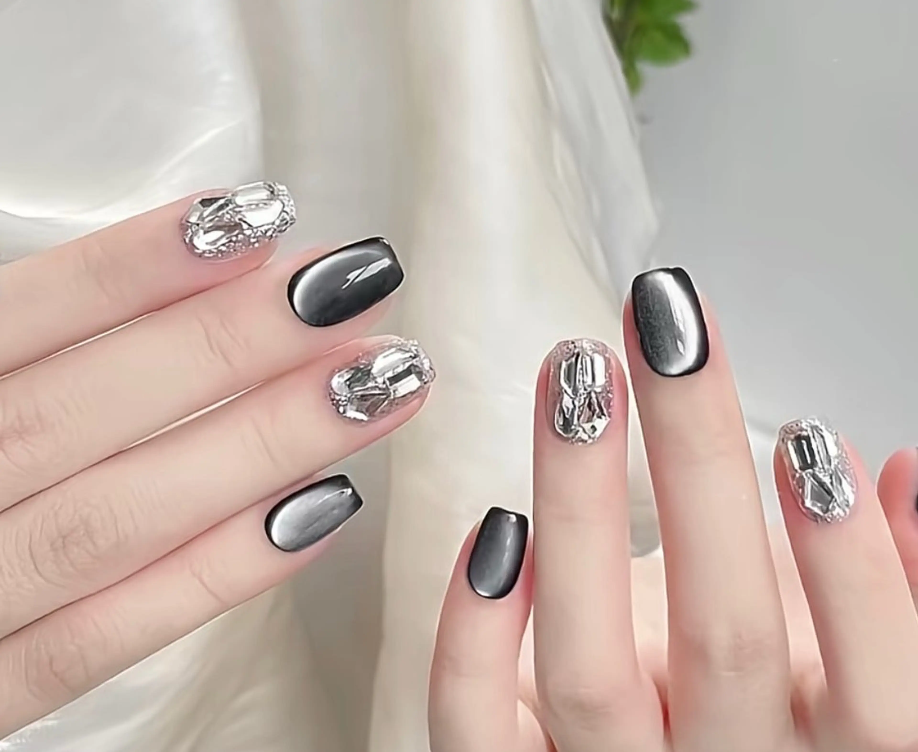 ネイル アートネイル 長さ出し フットネイル フレンチネイル ジェルネイル ハンドネイル Kawaii Nail Salon所属・Kawaii-jp Tomisatoのネイルデザイン