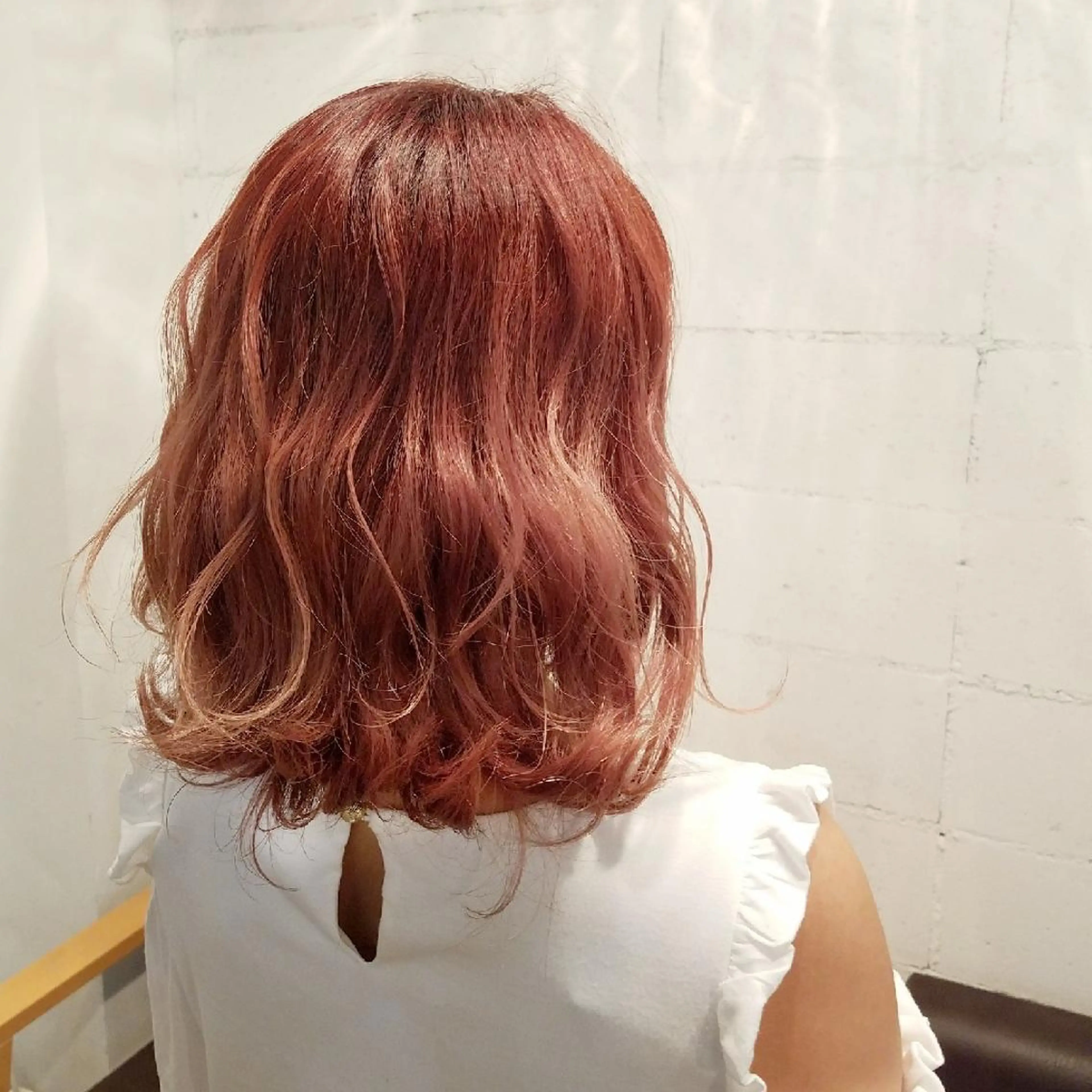 ミディアム カラー sky所属・くわやま まさきのヘアスタイル