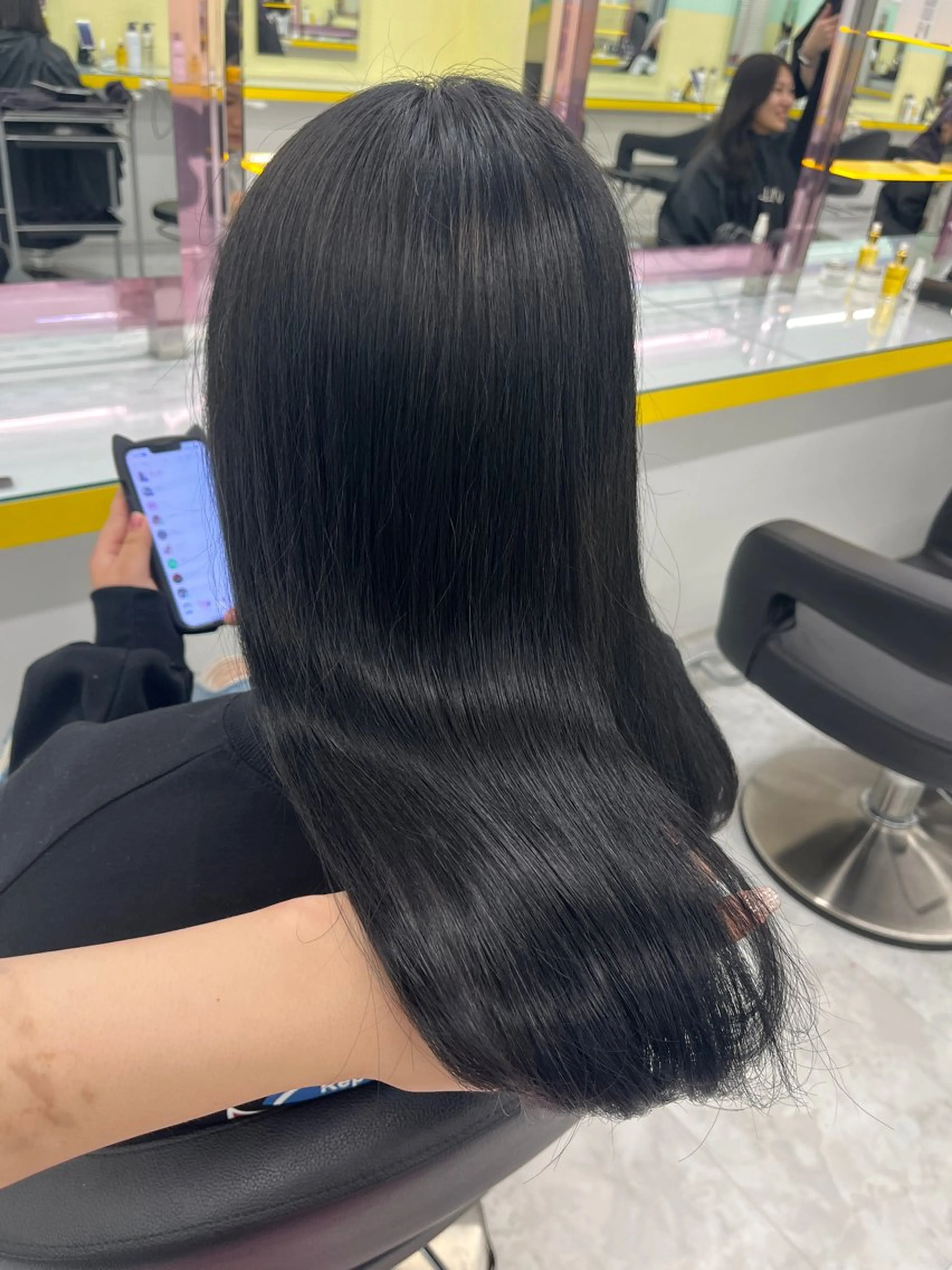 セミロング カラー ヘアアレンジ 髪質改善 トリートメント クリスマス ヘアカラー トリートメント ヘアセット 🎀Girly艶髪 暖色🎀Harukaのヘアスタイル