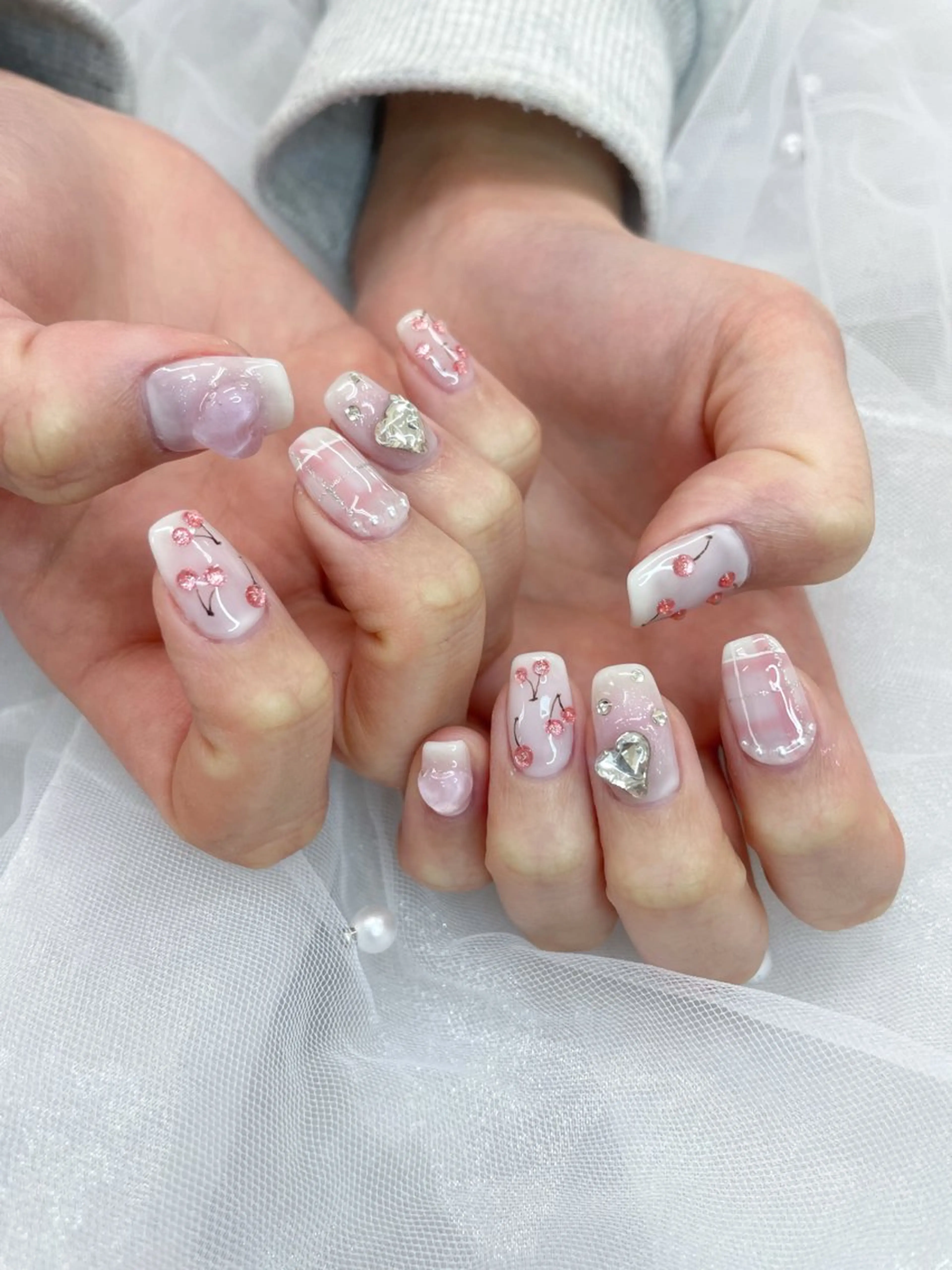 ネイル ハート 持ち込み ハンドネイル 五十嵐 美智のネイルデザイン