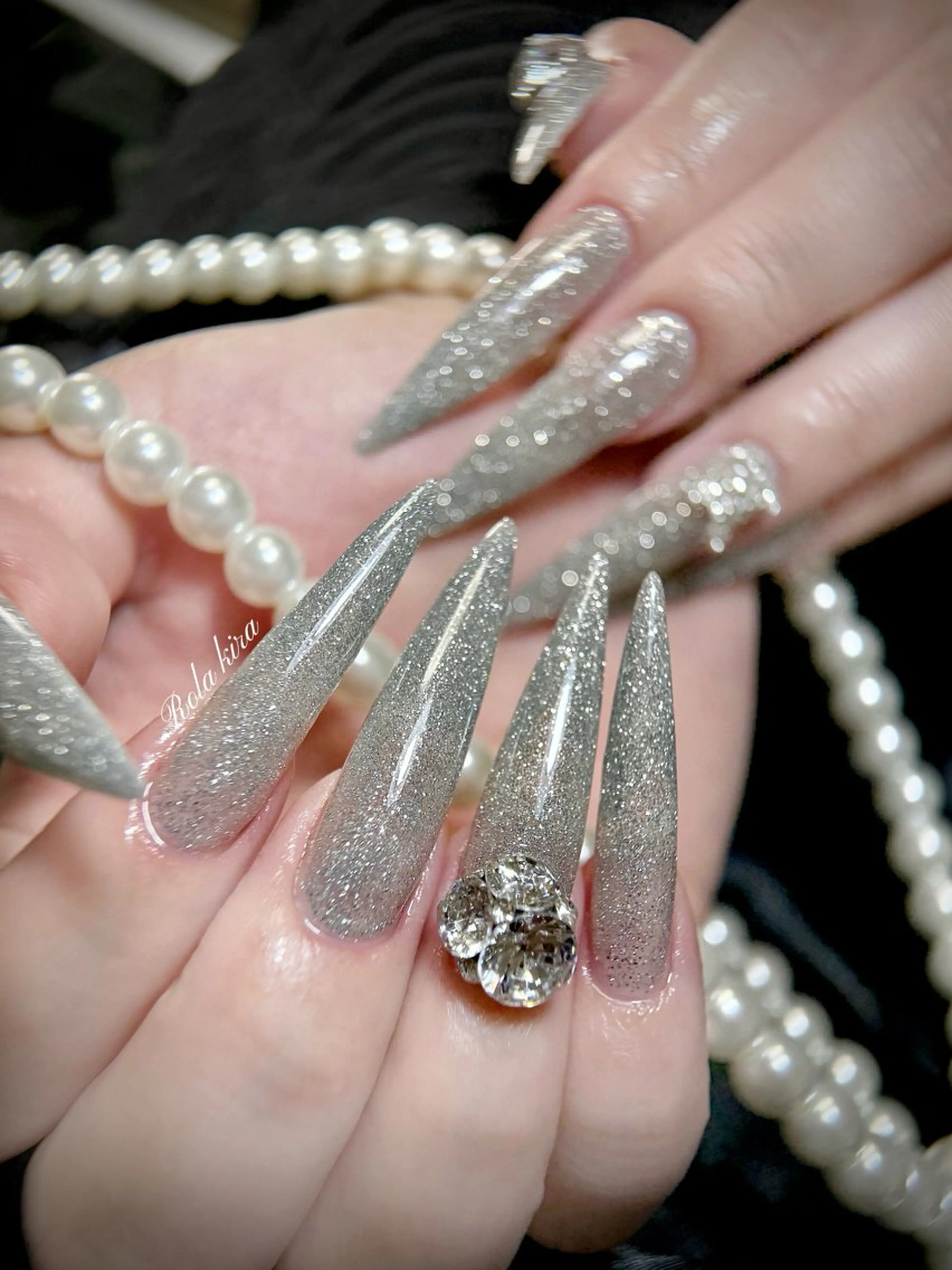 ロング 韓国風ヘア ハンドネイル Rola kira nail salon所属・Rola kira 麗のネイルデザイン