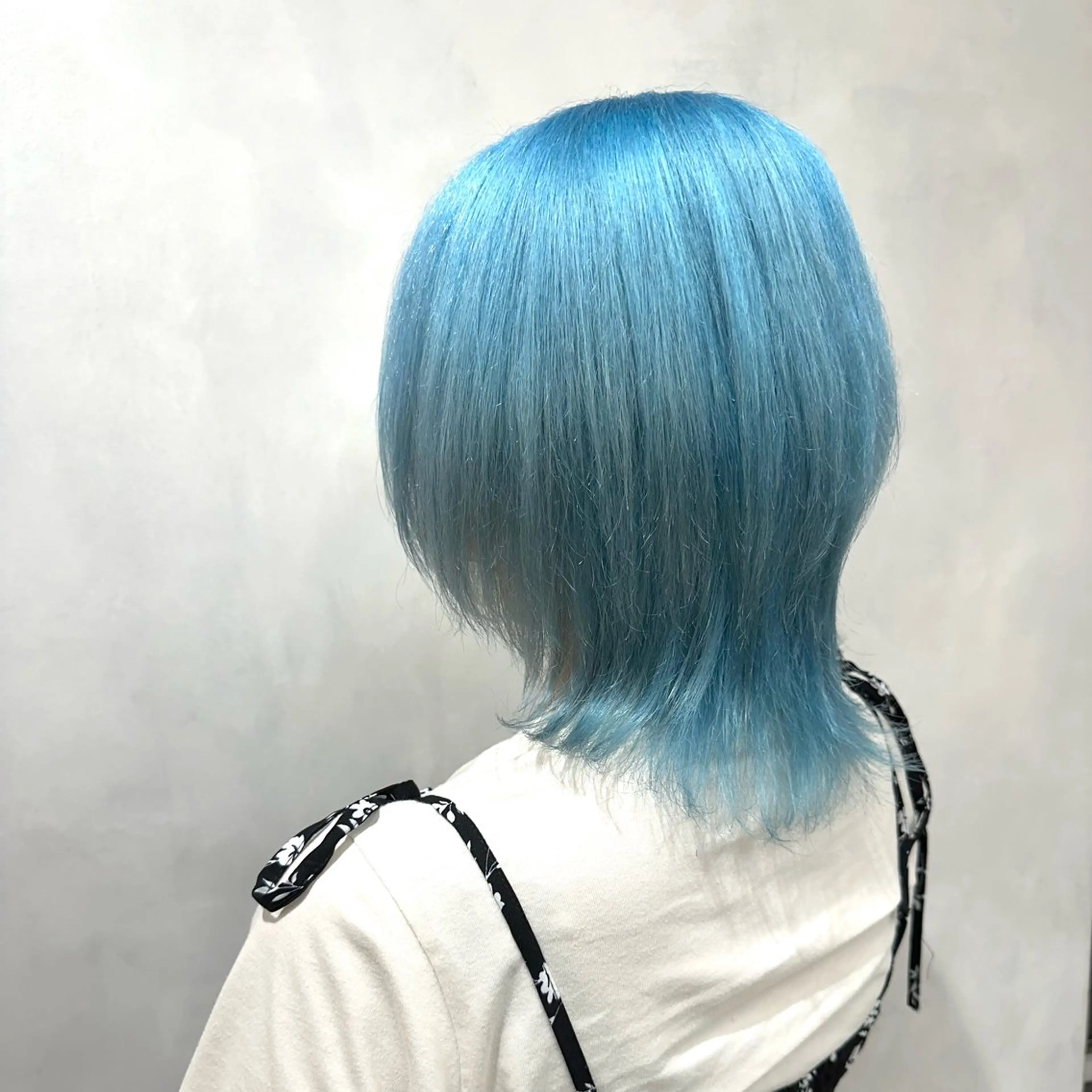 ショート カラー デザインカラー/パー マ🦖外岡咲希🦖のヘアスタイル