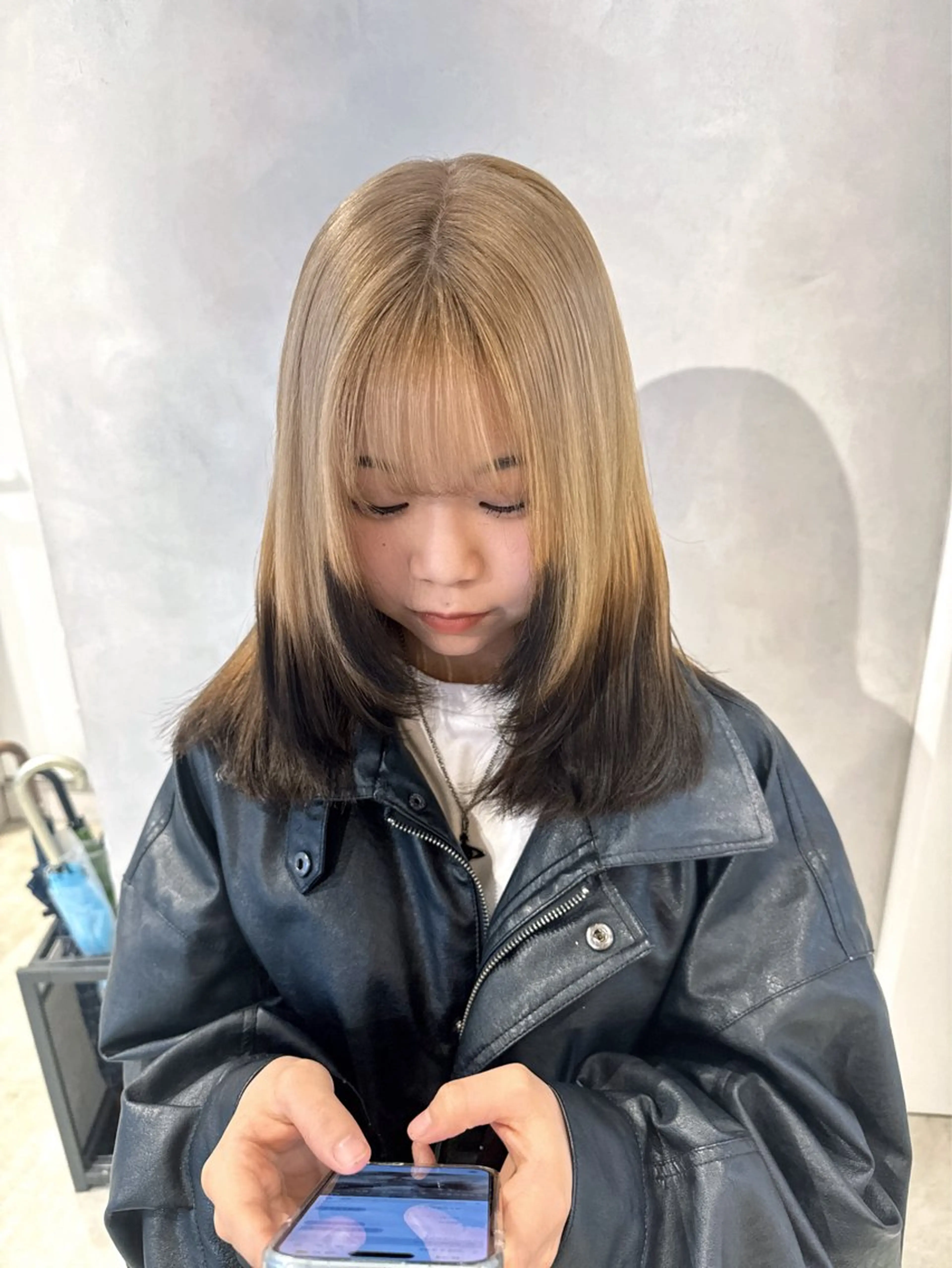 セミロング カラー ダークグレー ピンクカラー カット ヘアカラー トリートメント 透明感カラー✨艶髪 制作🌱山根あゆみのヘアスタイル