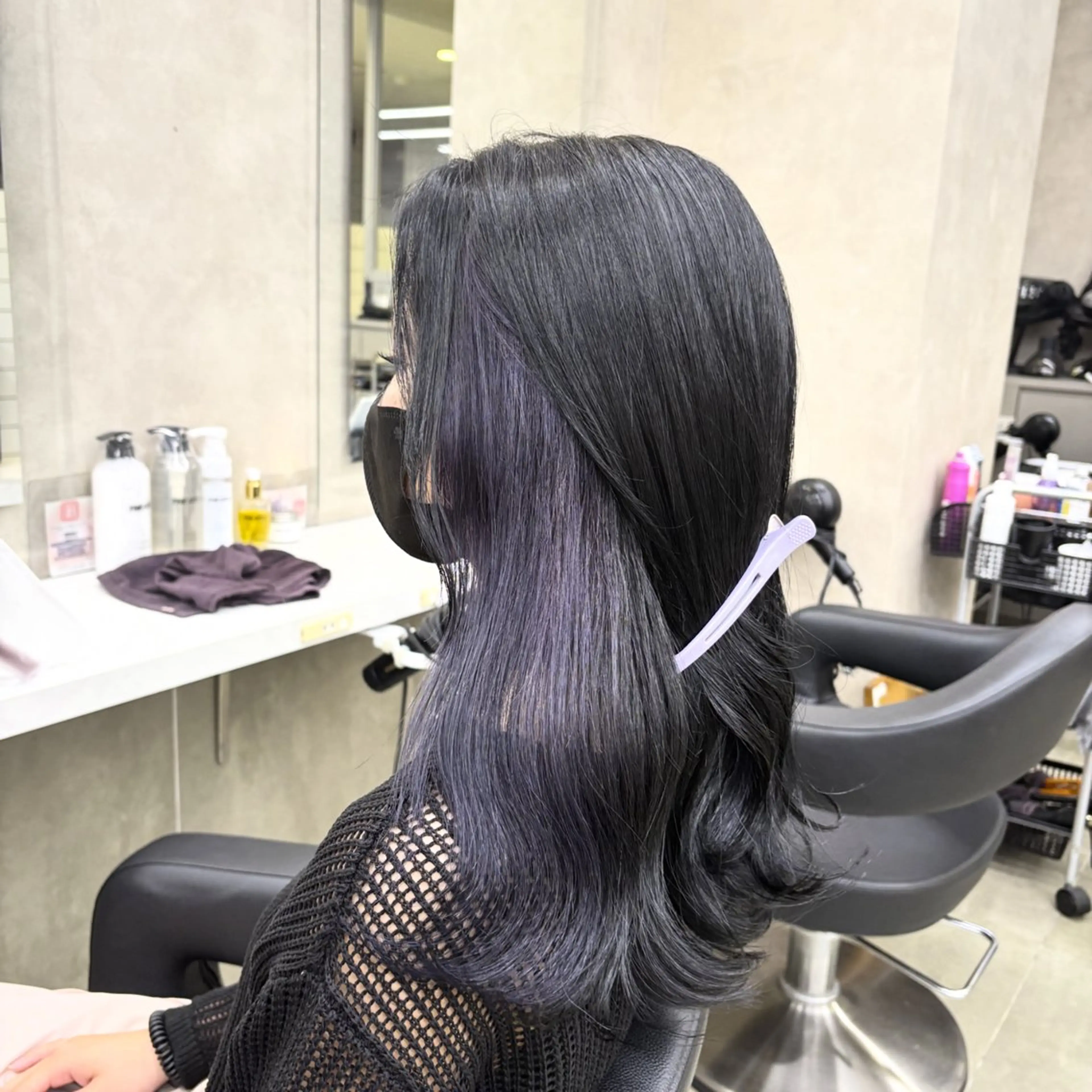 ロング ヘアカラー トリートメント ヘッドスパ ヘアセット 透明感＆ブリーチ特化 寒色MiOのヘアスタイル