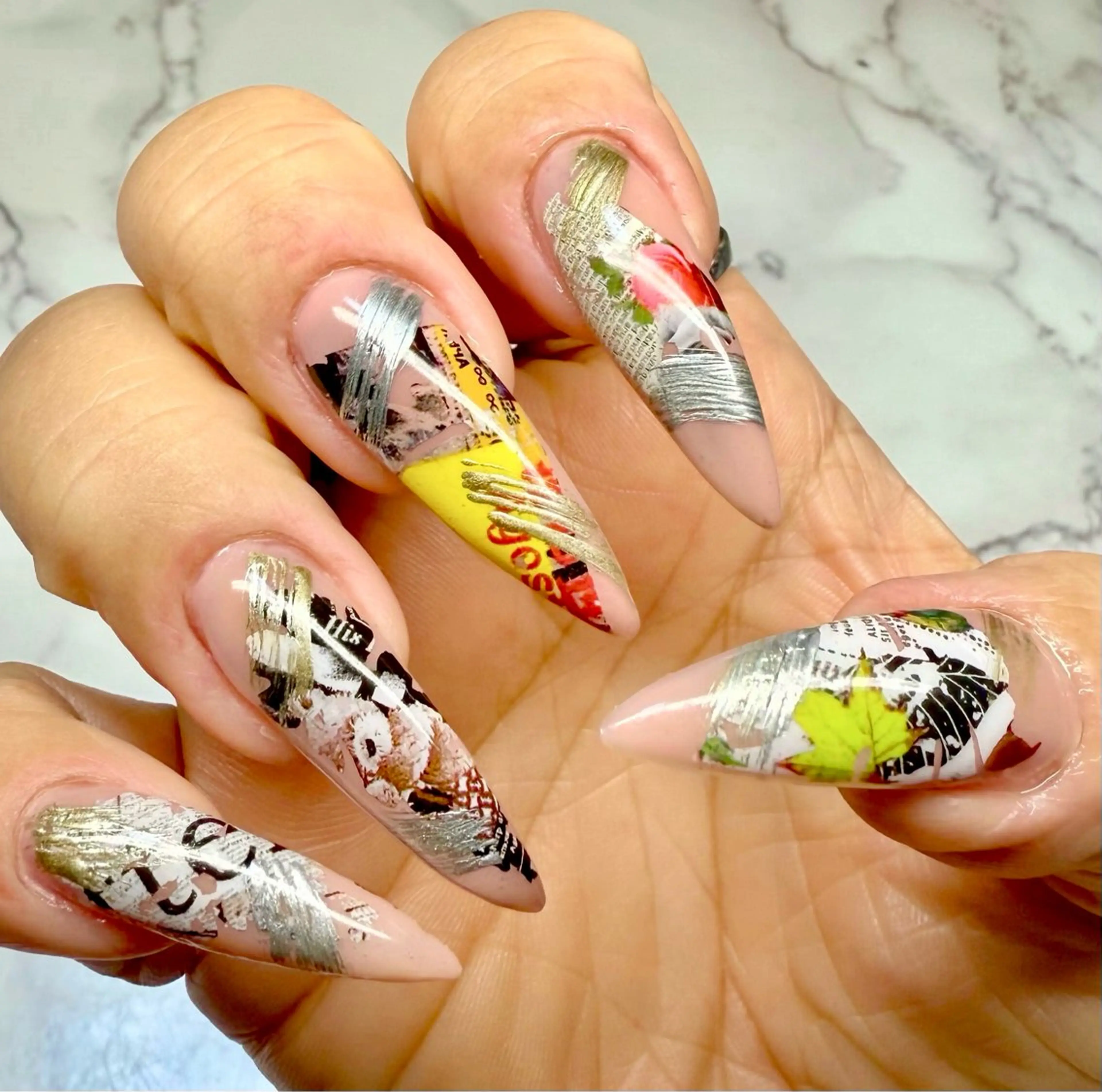 ネイル アートネイル チークネイル フレンチネイル 氷ネイル・うるうるネイル キラキラネイル M.N_ nailのネイルデザイン