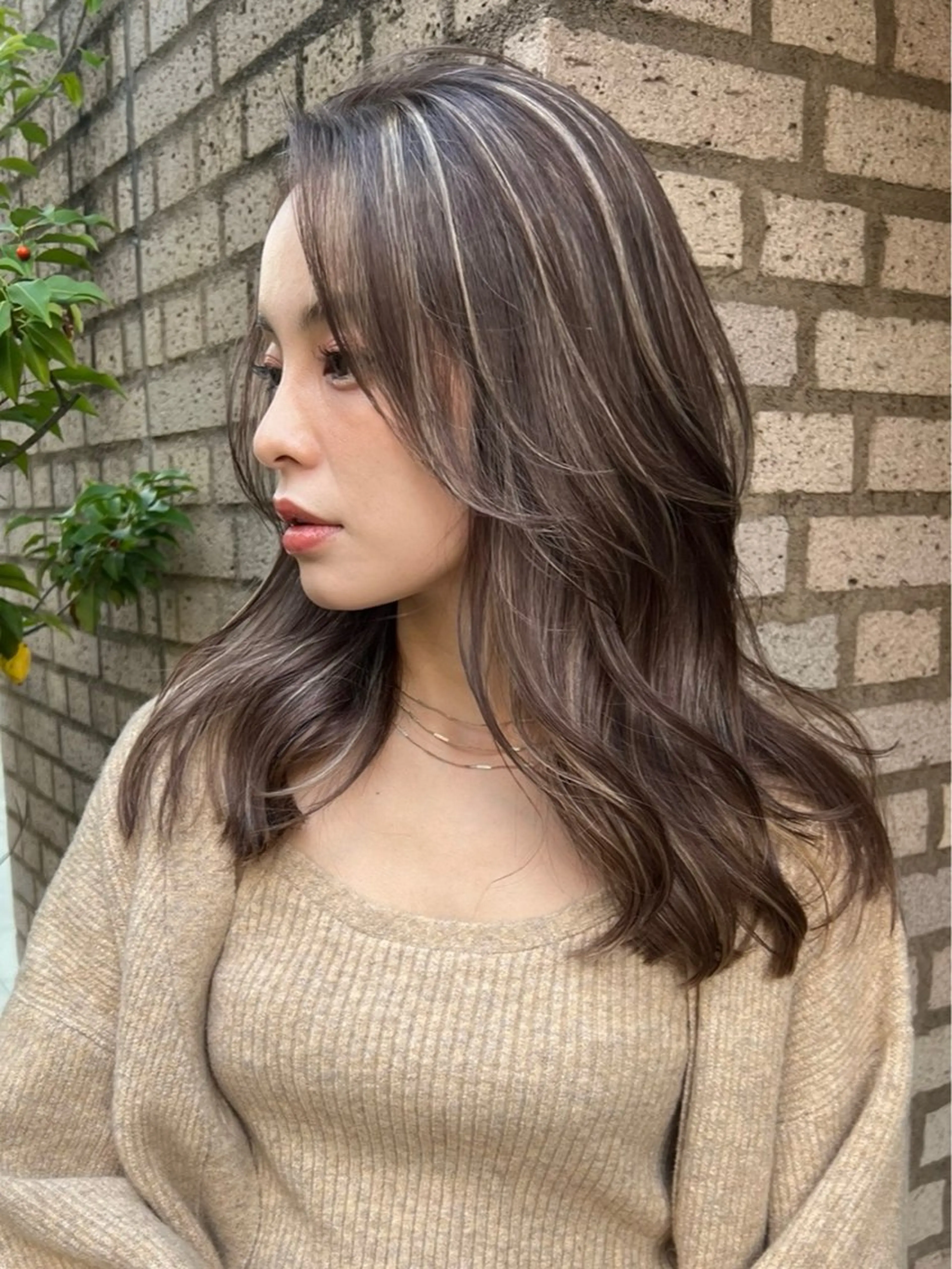 セミロング カラー カット ヘアカラー レイヤーカット 早崎太生のヘアスタイル