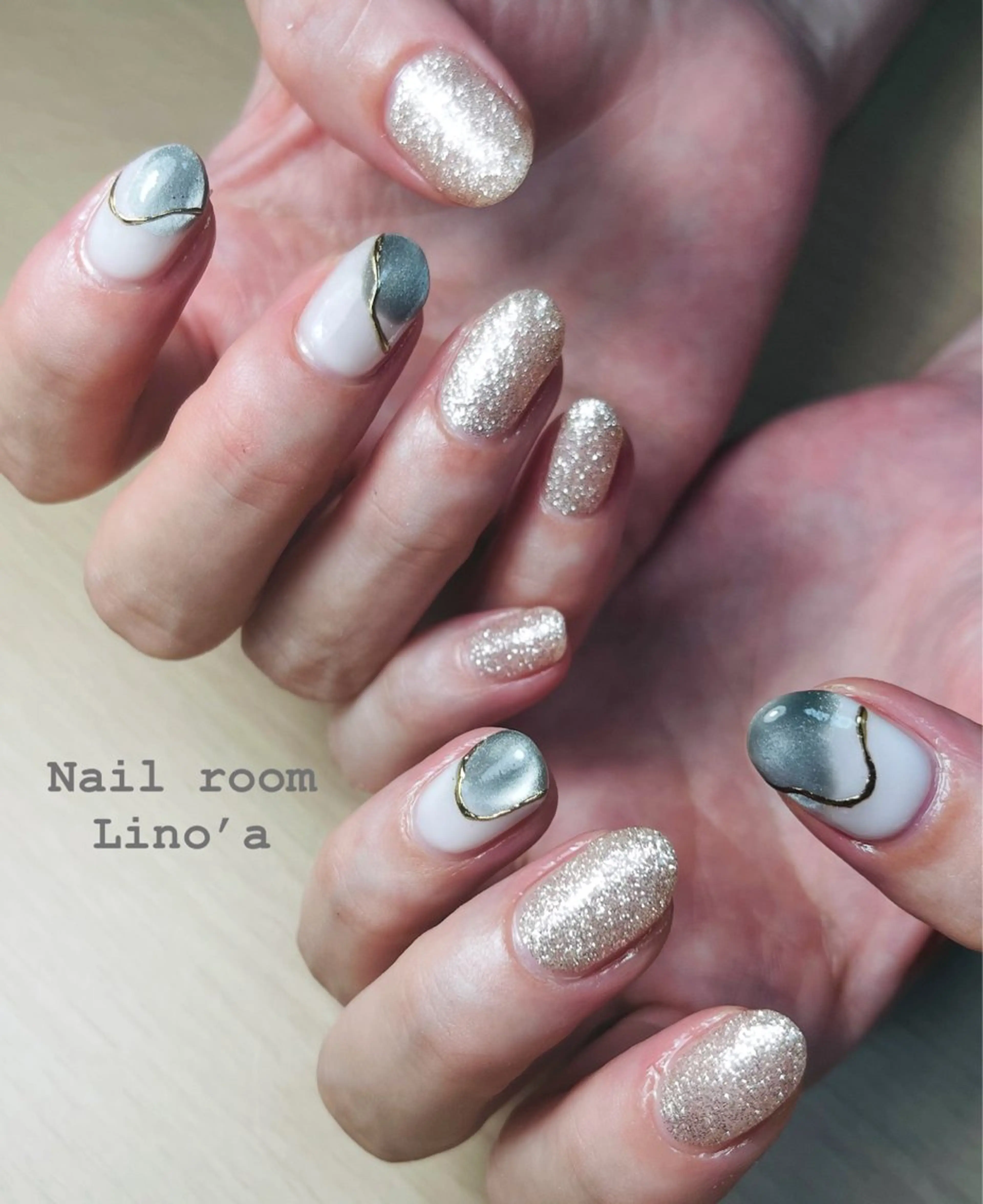 ネイル マグネットネイル ミラーネイル ニュアンスネイル ワンカラーネイル ハンドネイル Nail room Lino’aのネイルデザイン