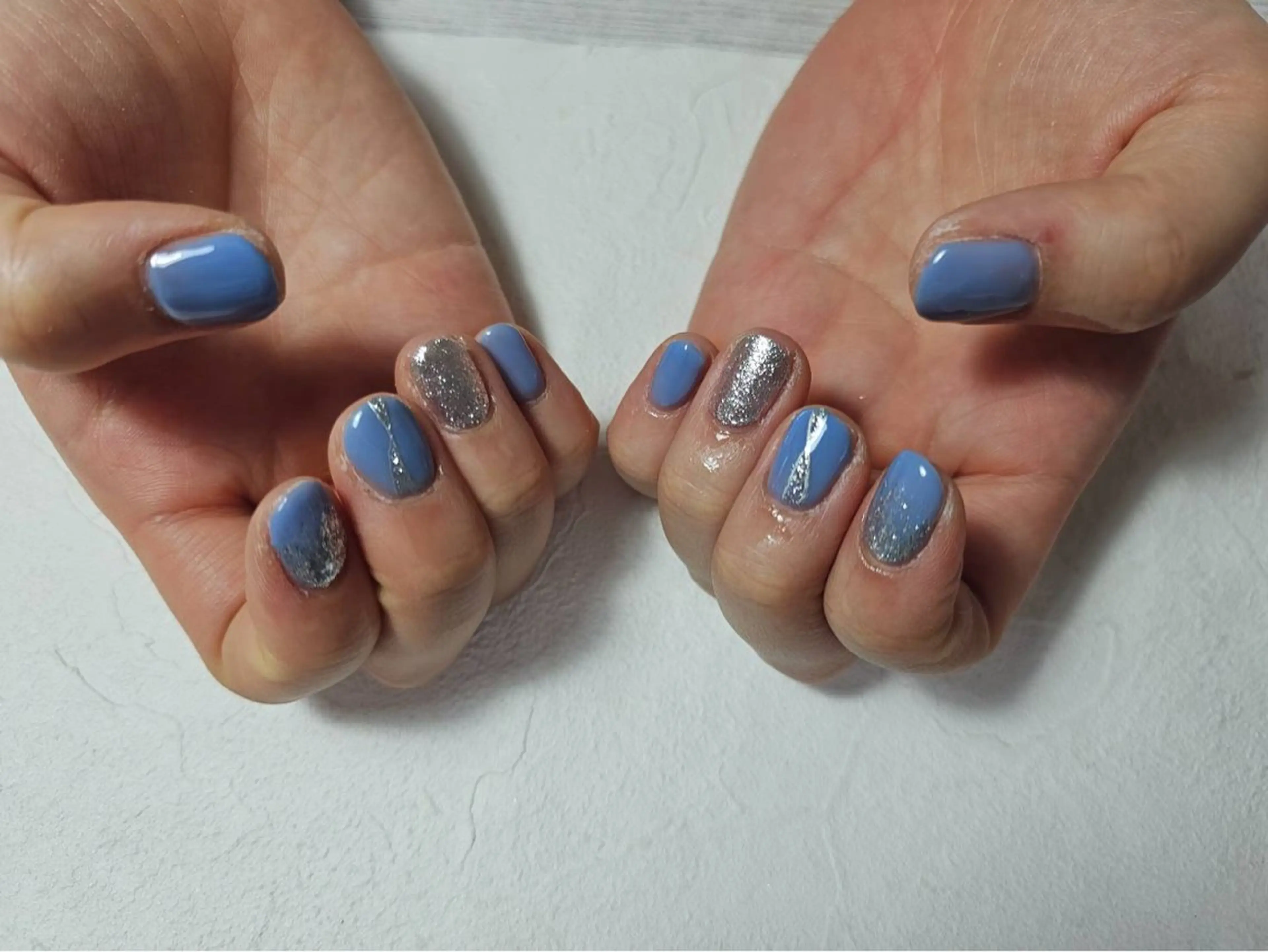 ネイル オーロラネイル ブルー フットネイル フレンチネイル ジェルネイル ハンドネイル Mogu nail 二子玉川のネイルデザイン