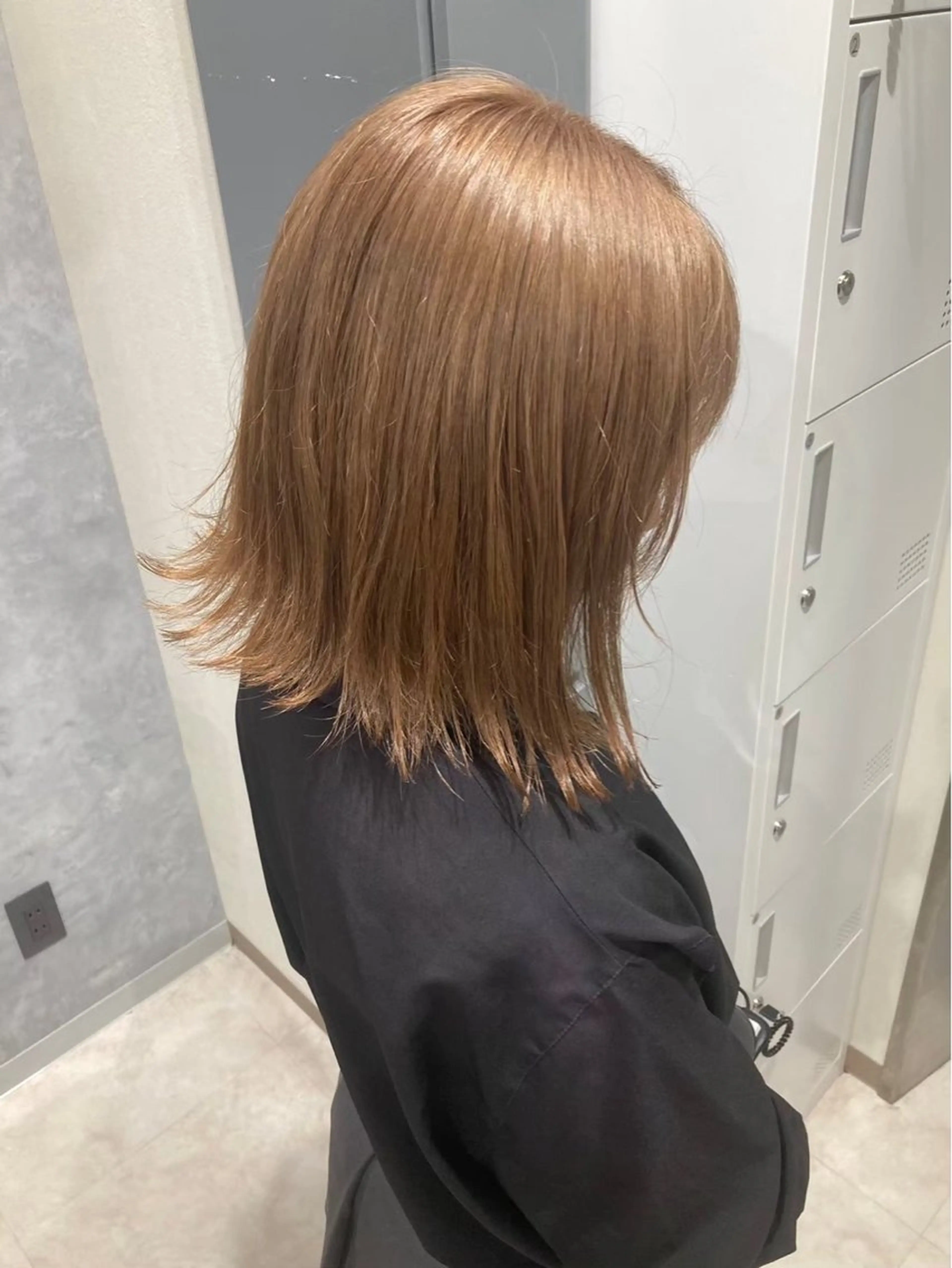 カット+ケアカラー+トリートメントスタイリング付きの写真