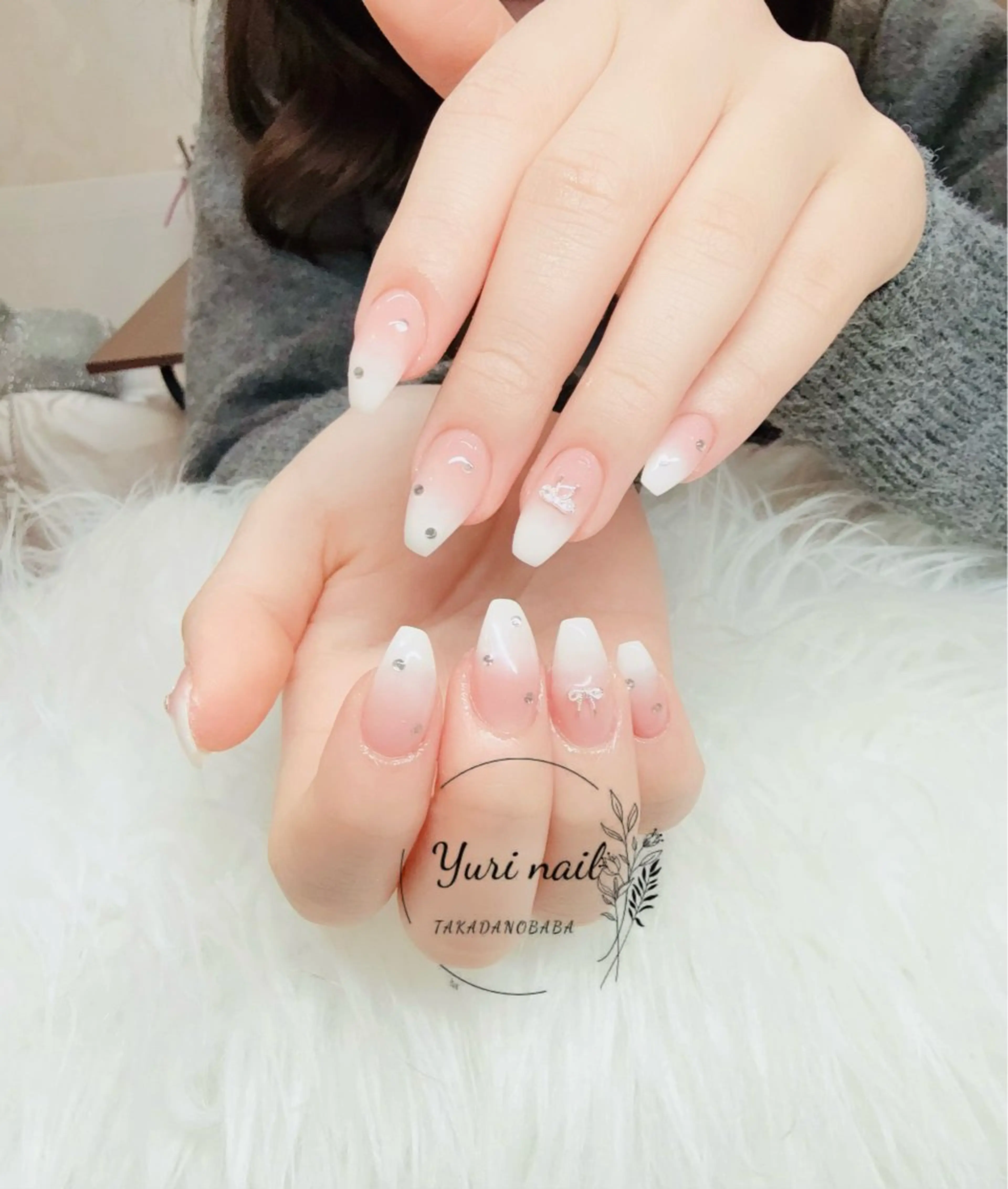 ネイル フレンチネイル 韓国ネイル マグネットネイル ミラーネイル 持ち込み ハンドネイル yurinail所属・yuri nail 高田馬場のネイルデザイン