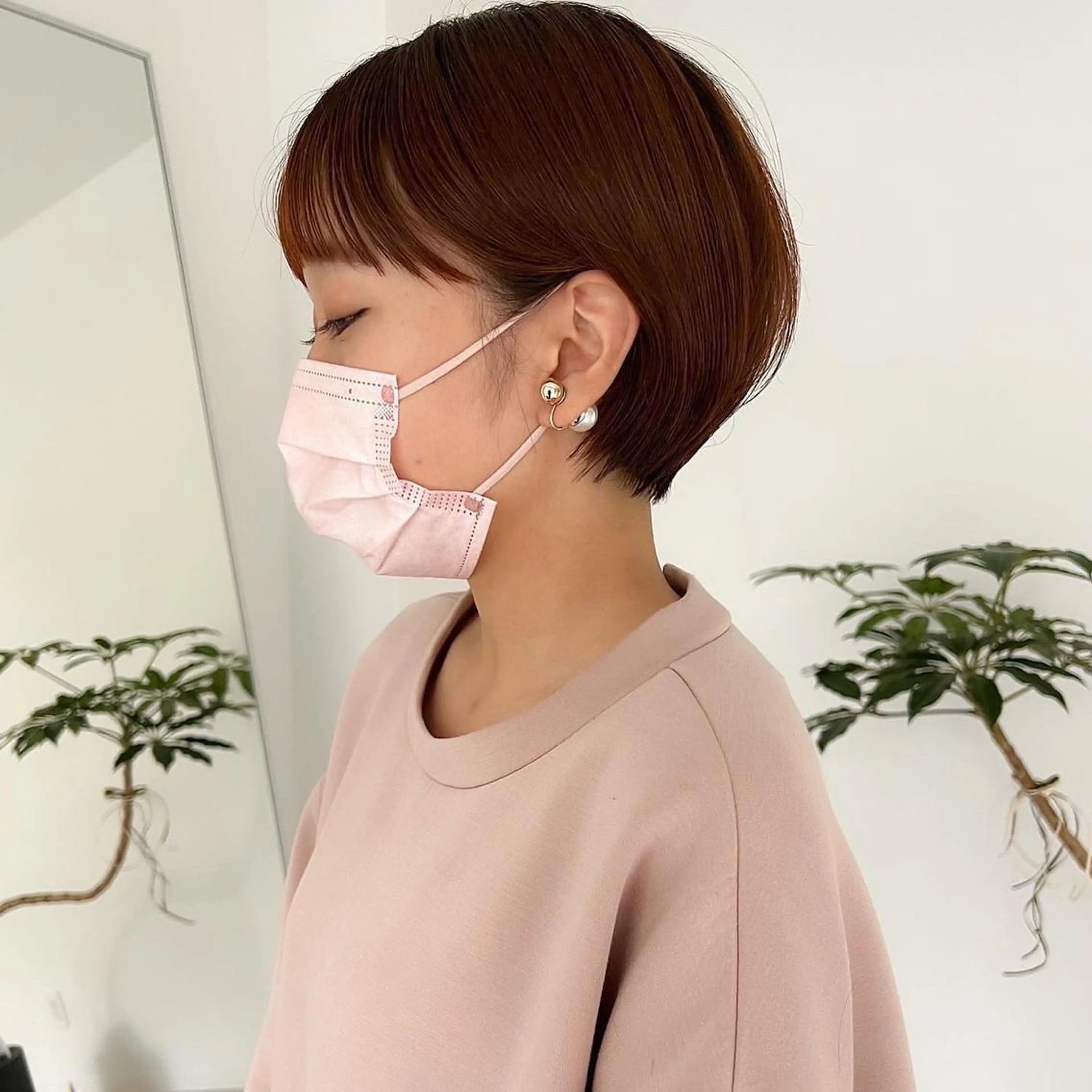 ショート カラー カット ヘアカラー トリートメント HACCH （ハッチ）所属・丁寧なブリーチ& ・レイヤーショートのヘアスタイル