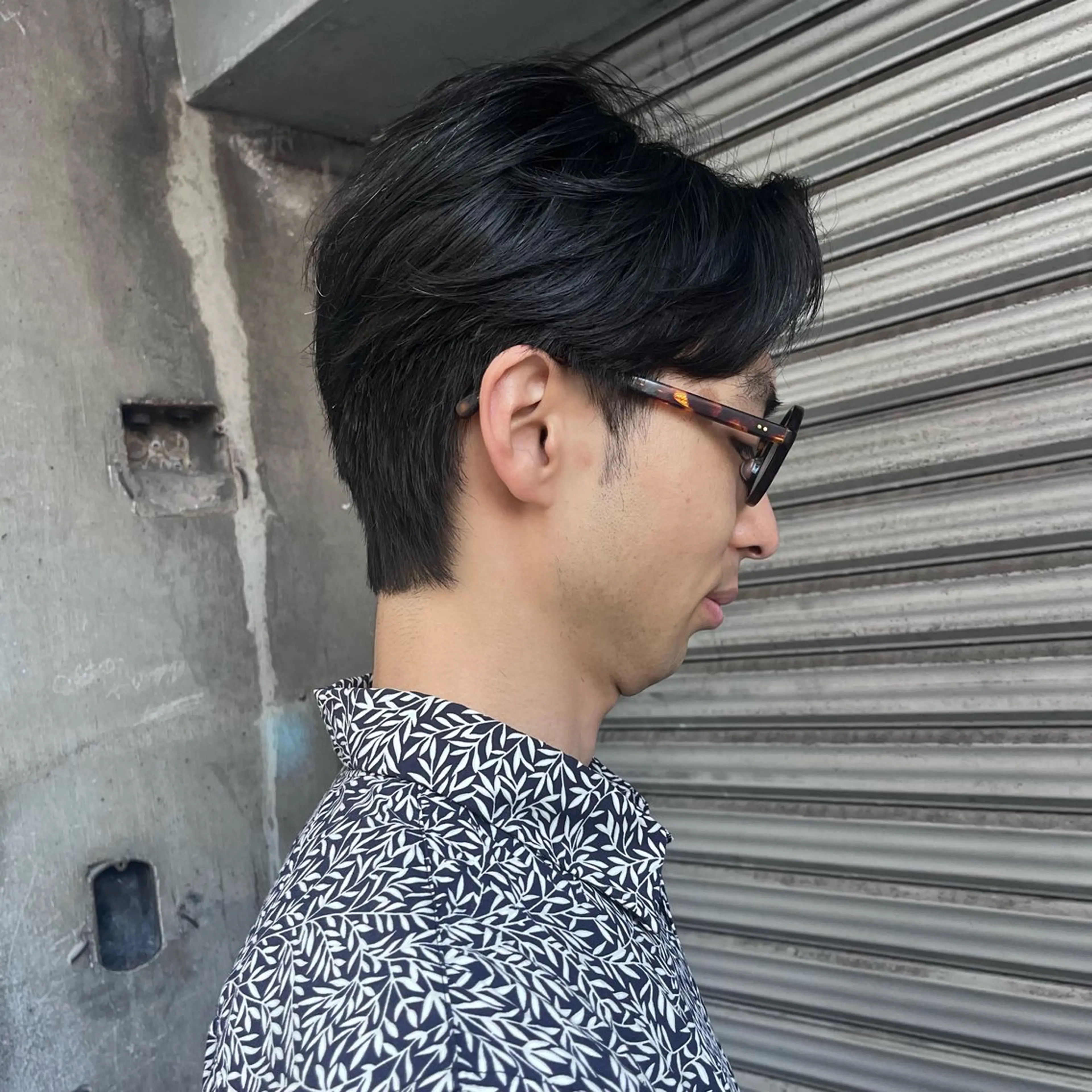 ショート メンズ メンズセンターパート /フェザーパーマのヘアスタイル