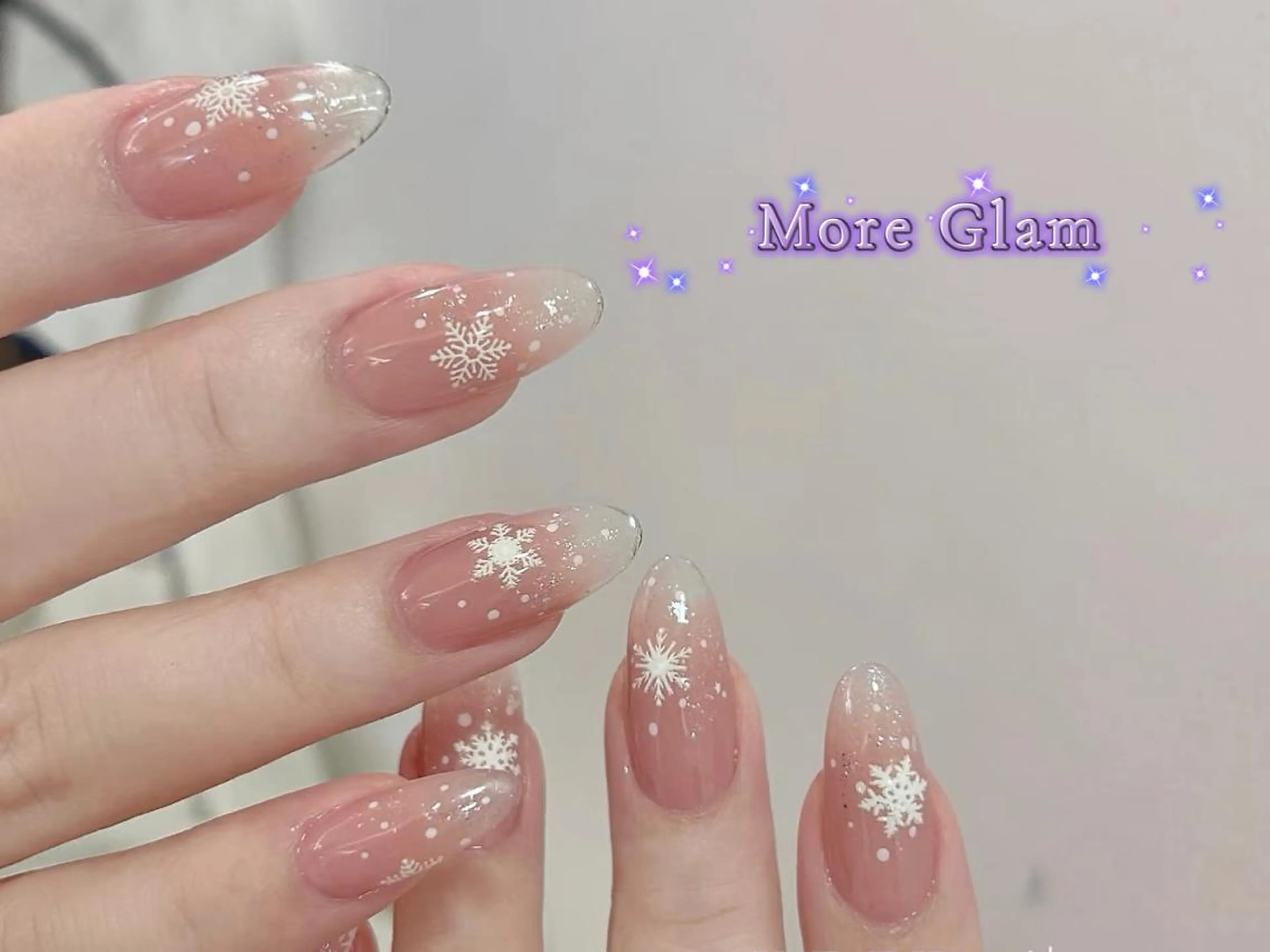 ネイル MoreGlam ネイルのネイルデザイン