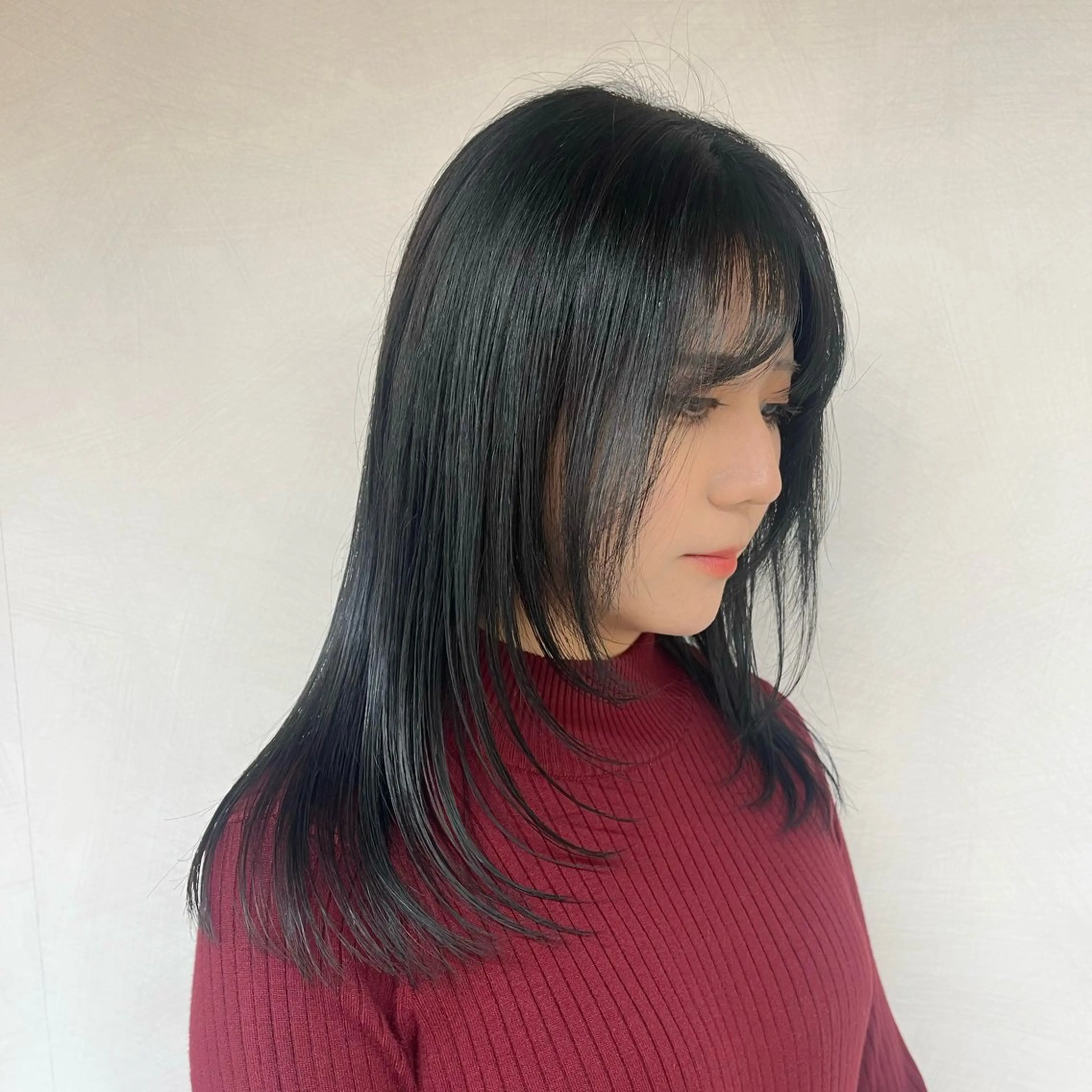 セミロング 顔まわりレイヤー 顔周りカット レイヤーカット ヘアカラー トリートメント 韓国／カラー／ レイヤー🍒Rinoのヘアスタイル